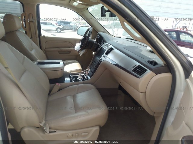 Photo 4 VIN: 3GYT4MEFXCG211724 - CADILLAC ESCALADE EXT 