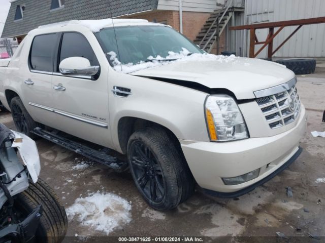 Photo 0 VIN: 3GYT4NEF8BG136235 - CADILLAC ESCALADE EXT 