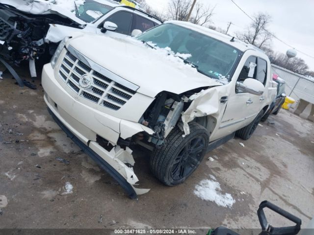 Photo 1 VIN: 3GYT4NEF8BG136235 - CADILLAC ESCALADE EXT 