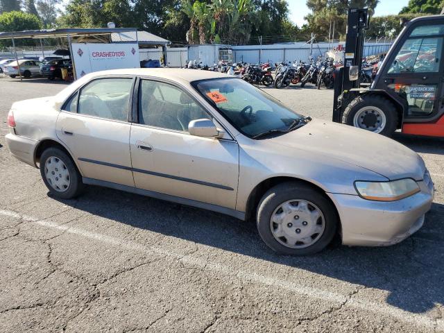 Photo 3 VIN: 3HGCG6653YG704863 - HONDA ACCORD LX 