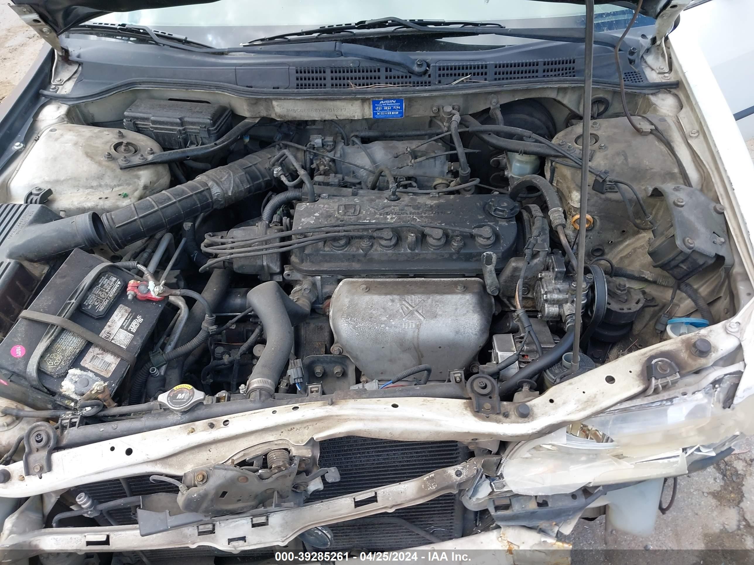 Photo 9 VIN: 3HGCG6658YG701277 - HONDA ACCORD 