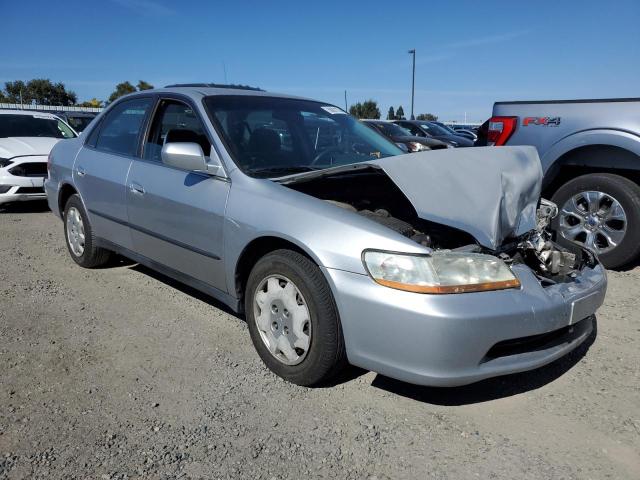 Photo 3 VIN: 3HGCG6658YG707404 - HONDA ACCORD LX 