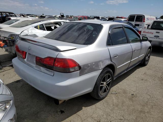 Photo 2 VIN: 3HGCG665X2G704009 - HONDA ACCORD LX 