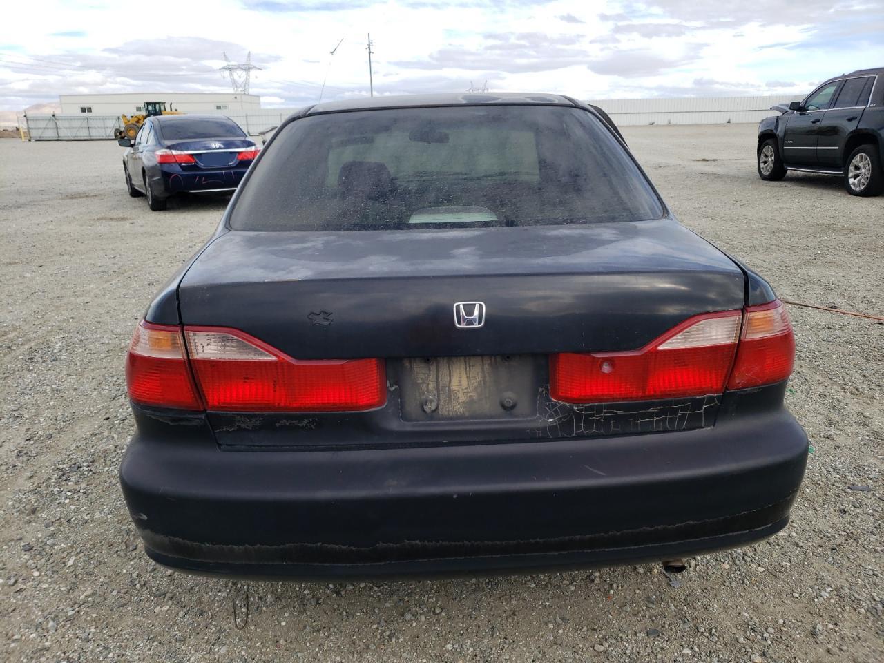 Photo 5 VIN: 3HGCG665XYG705900 - HONDA ACCORD 