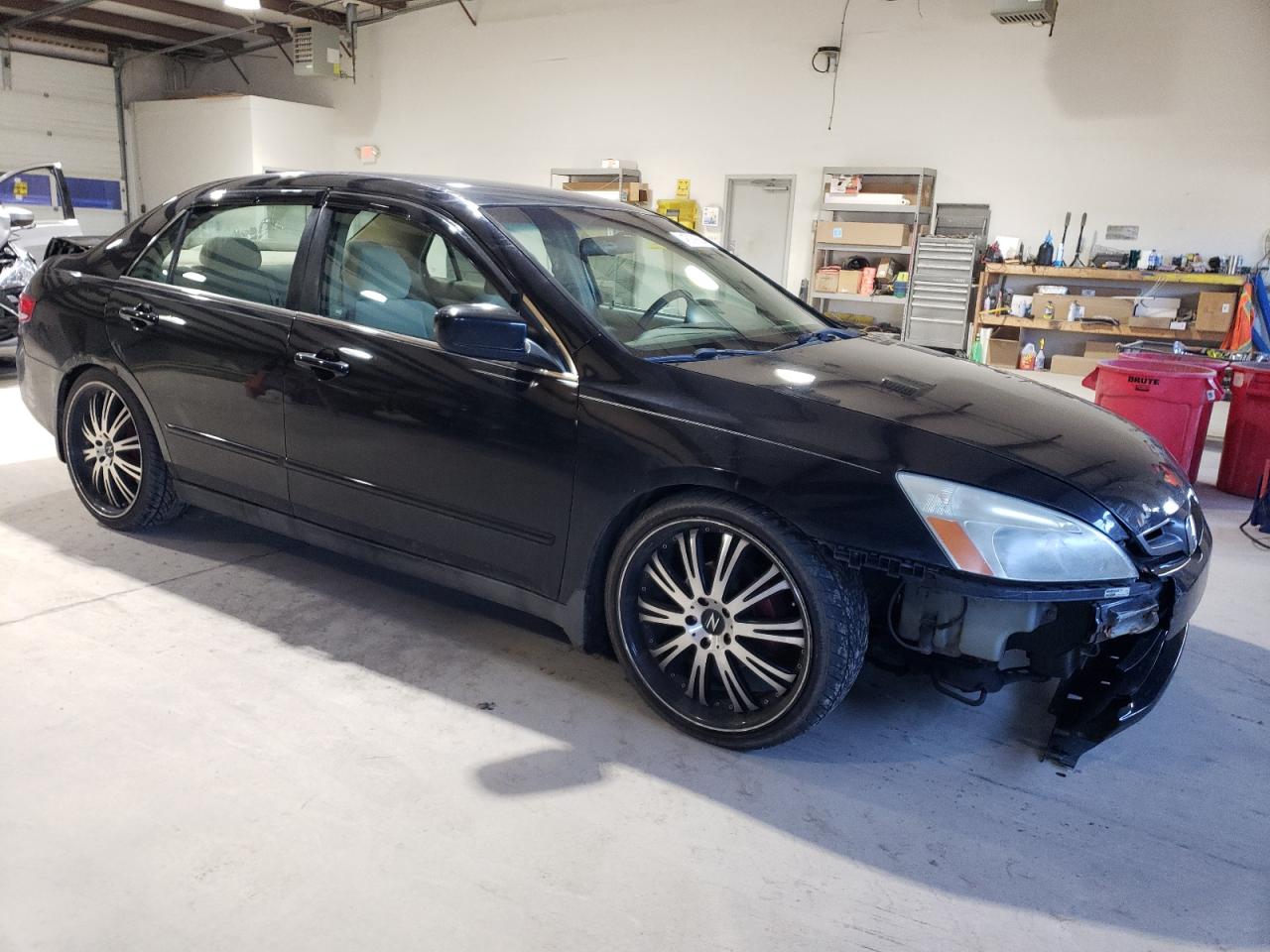 Photo 3 VIN: 3HGCM56303G713109 - HONDA ACCORD 