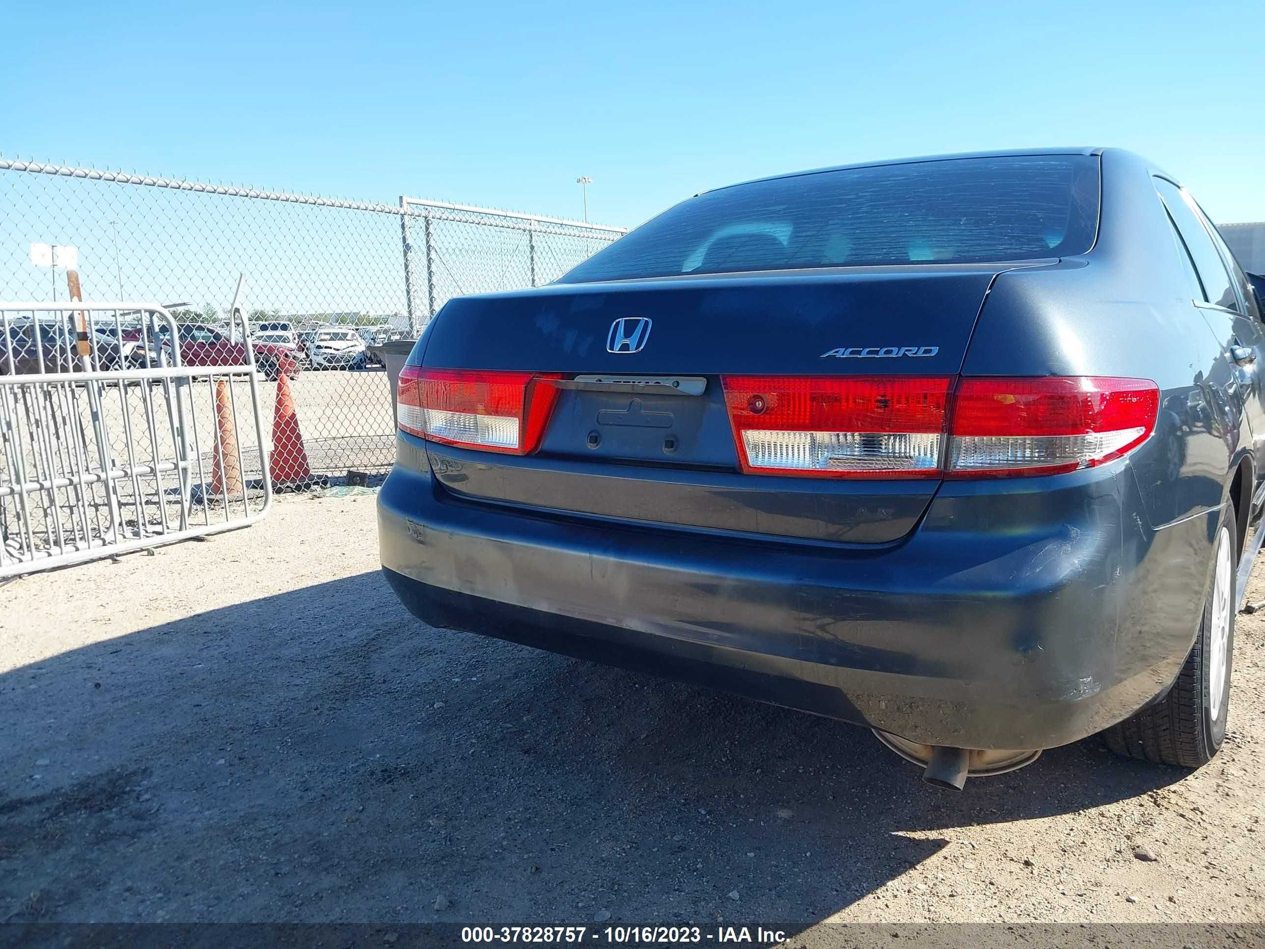 Photo 15 VIN: 3HGCM56314G707434 - HONDA ACCORD 