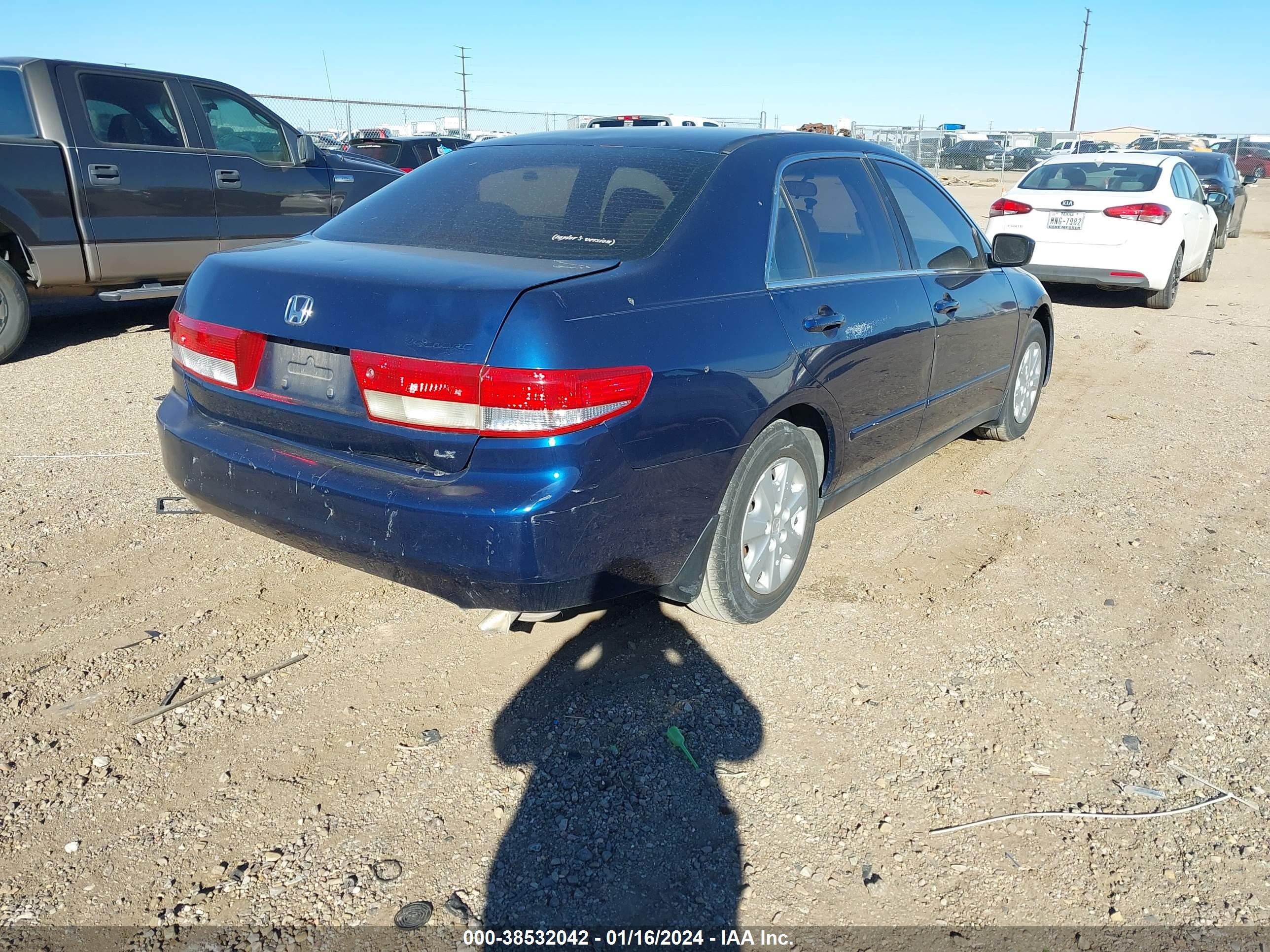 Photo 3 VIN: 3HGCM56314G712391 - HONDA ACCORD 