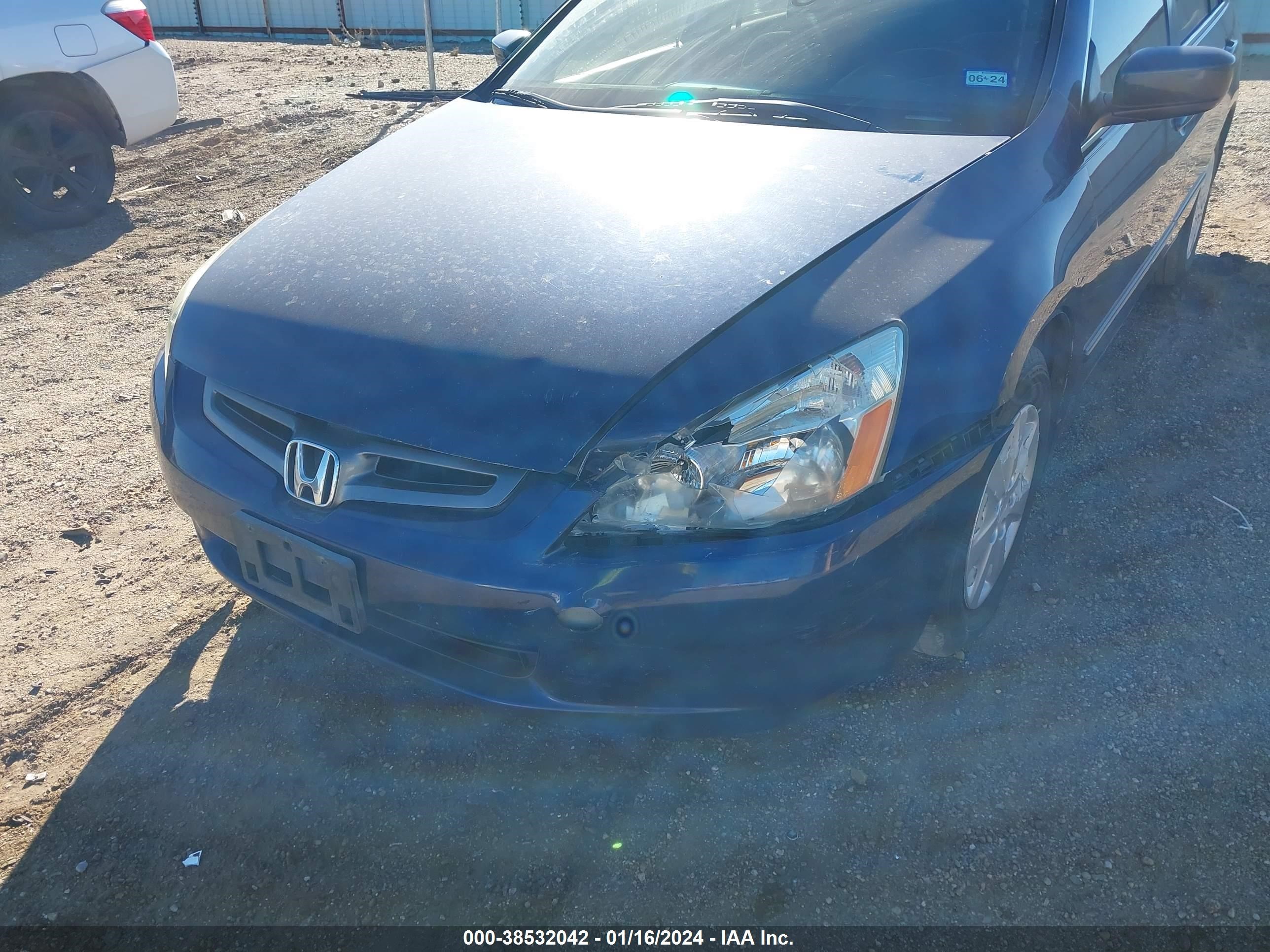 Photo 5 VIN: 3HGCM56314G712391 - HONDA ACCORD 