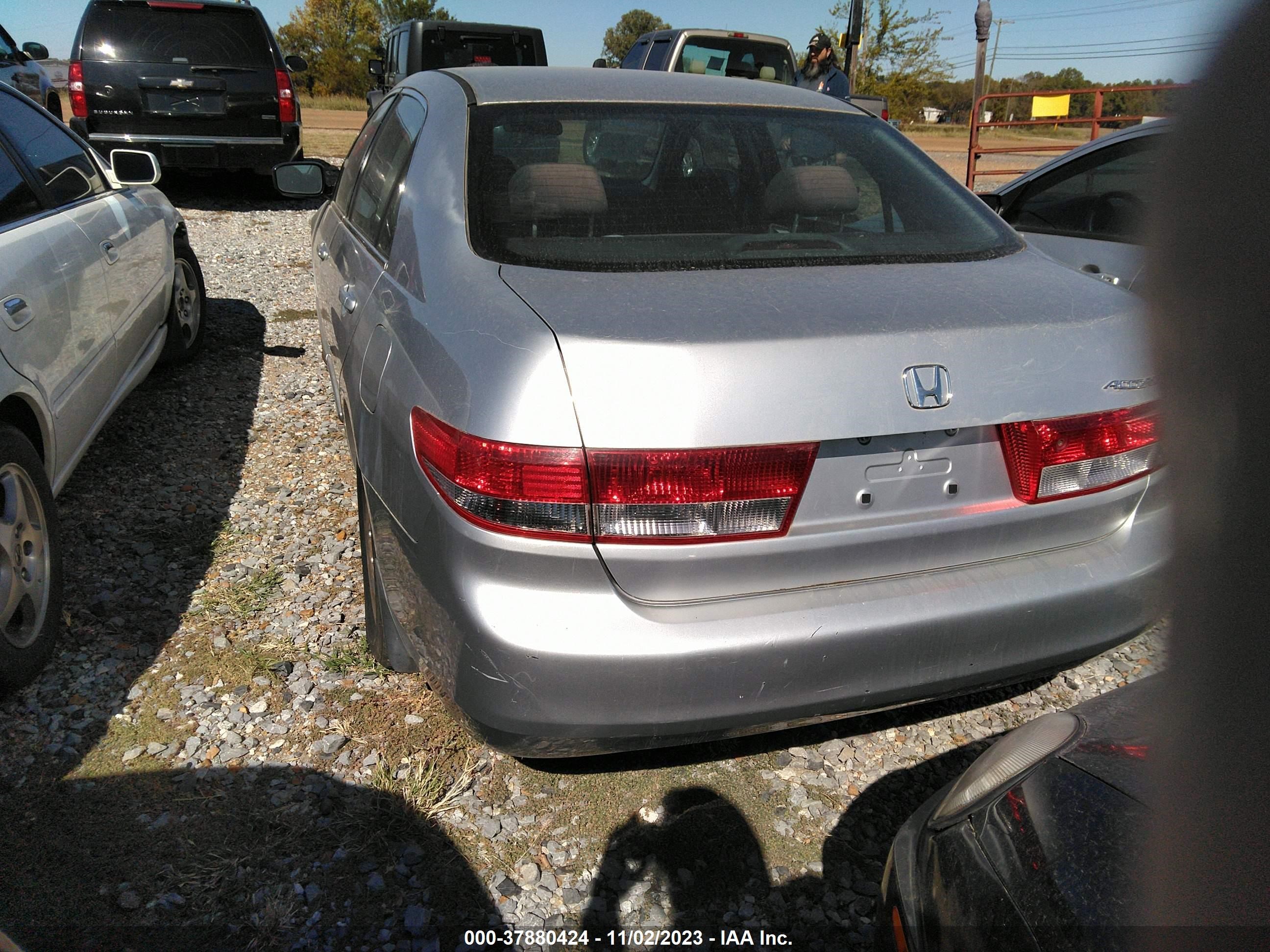 Photo 2 VIN: 3HGCM56394G711358 - HONDA ACCORD 