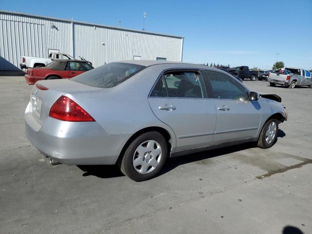 Photo 2 VIN: 3HGCM56417G710072 - HONDA ACCORD 