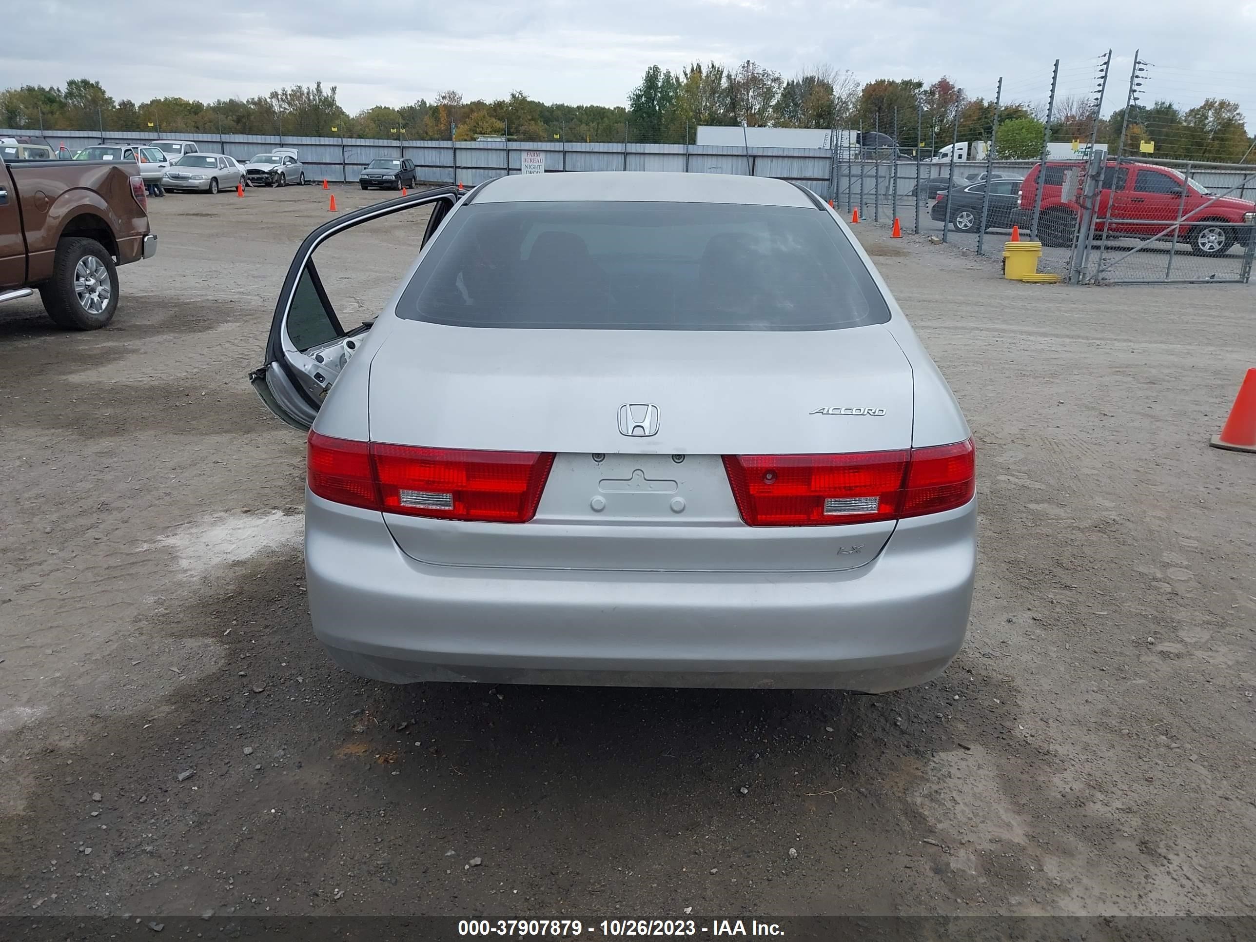 Photo 15 VIN: 3HGCM56425G700454 - HONDA ACCORD 