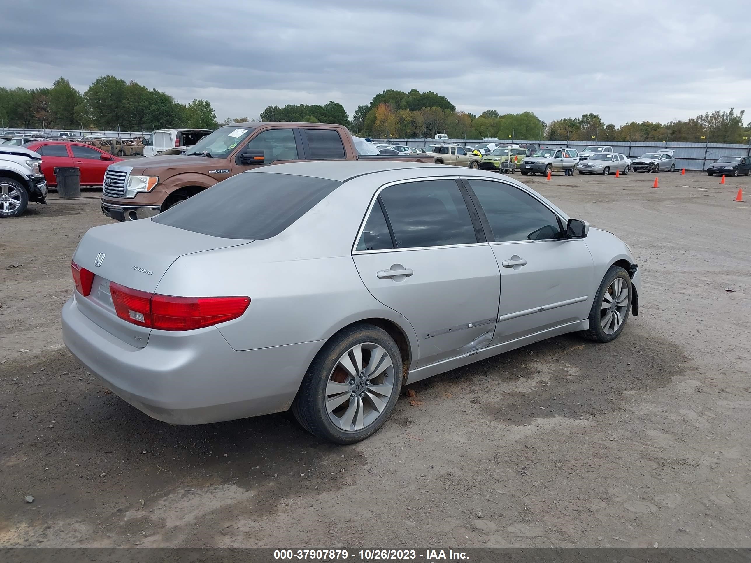 Photo 3 VIN: 3HGCM56425G700454 - HONDA ACCORD 