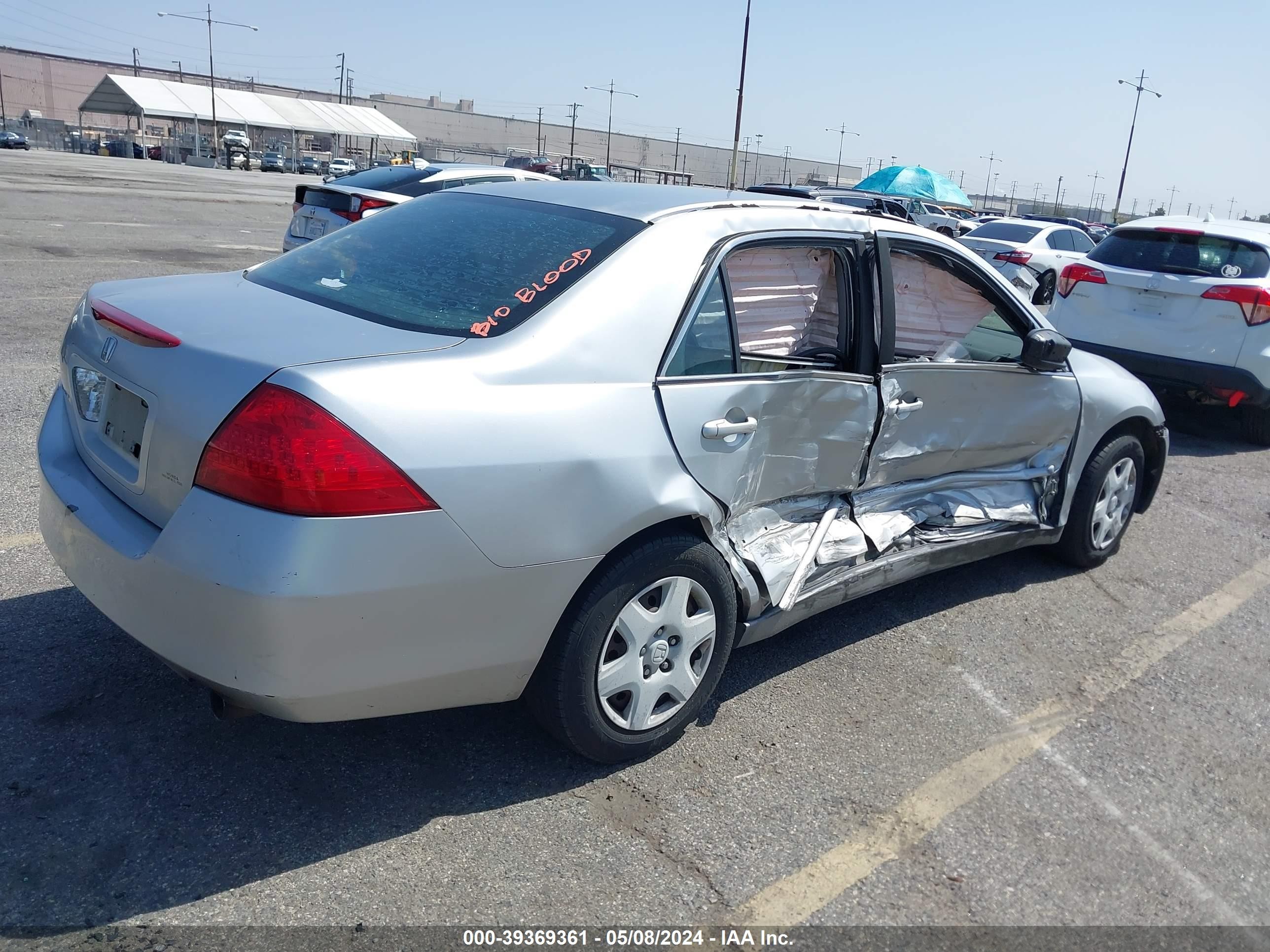 Photo 3 VIN: 3HGCM56426G706417 - HONDA ACCORD 