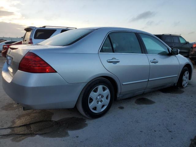 Photo 2 VIN: 3HGCM56427G701767 - HONDA ACCORD LX 