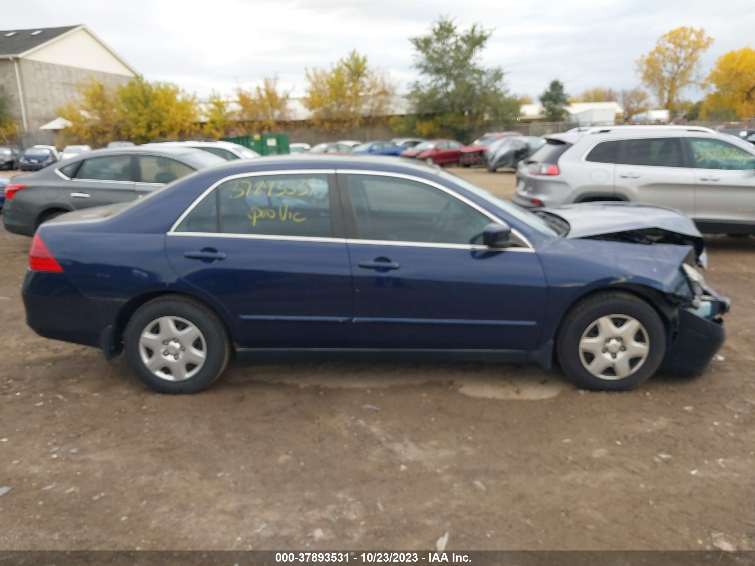 Photo 12 VIN: 3HGCM56427G710338 - HONDA ACCORD 