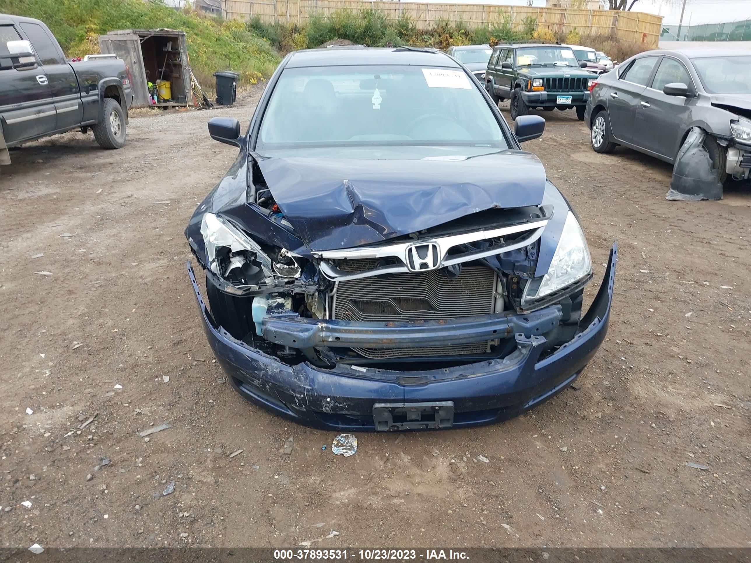 Photo 5 VIN: 3HGCM56427G710338 - HONDA ACCORD 