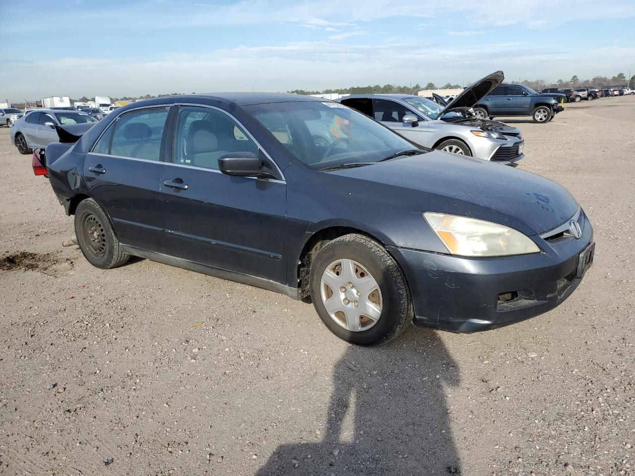 Photo 3 VIN: 3HGCM56447G709773 - HONDA ACCORD 