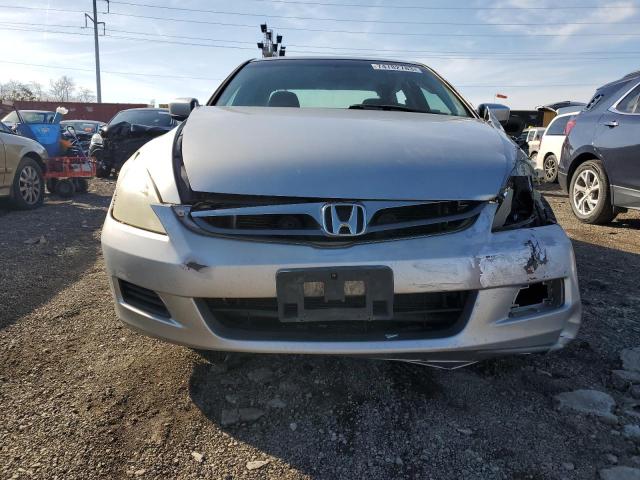 Photo 4 VIN: 3HGCM56476G702847 - HONDA ACCORD 