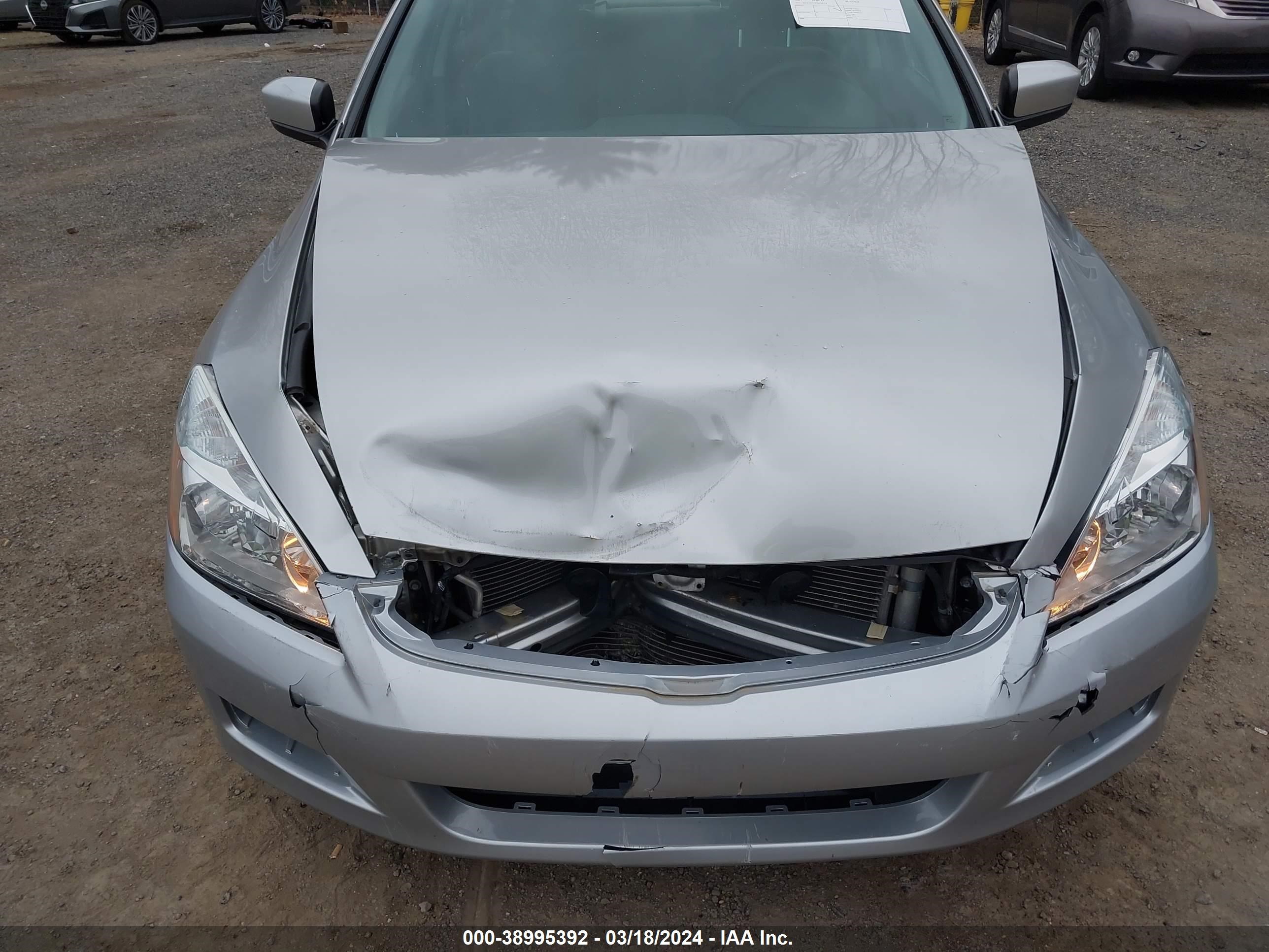 Photo 5 VIN: 3HGCM56477G708116 - HONDA ACCORD 