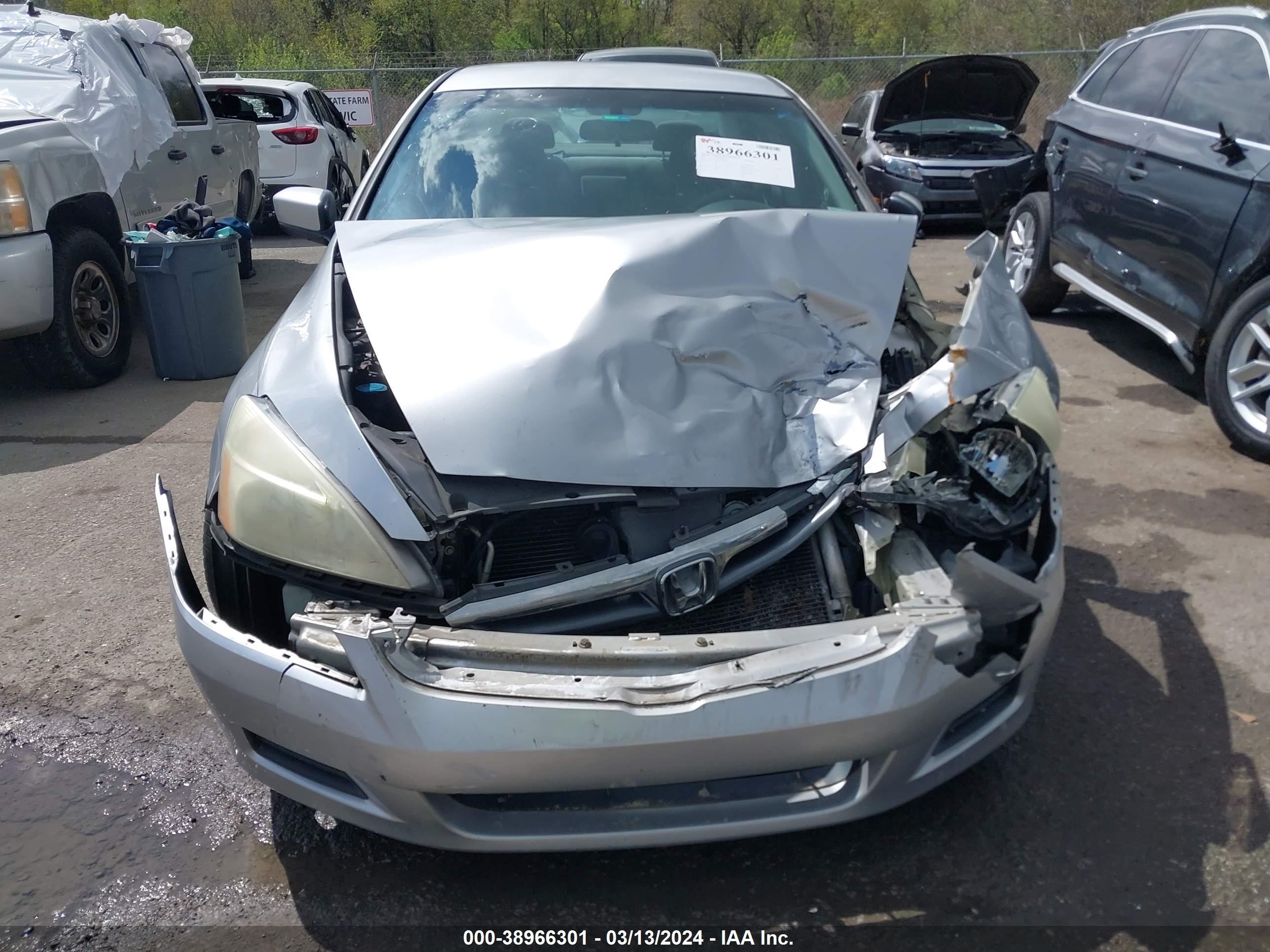 Photo 9 VIN: 3HGCM56497G709820 - HONDA ACCORD 