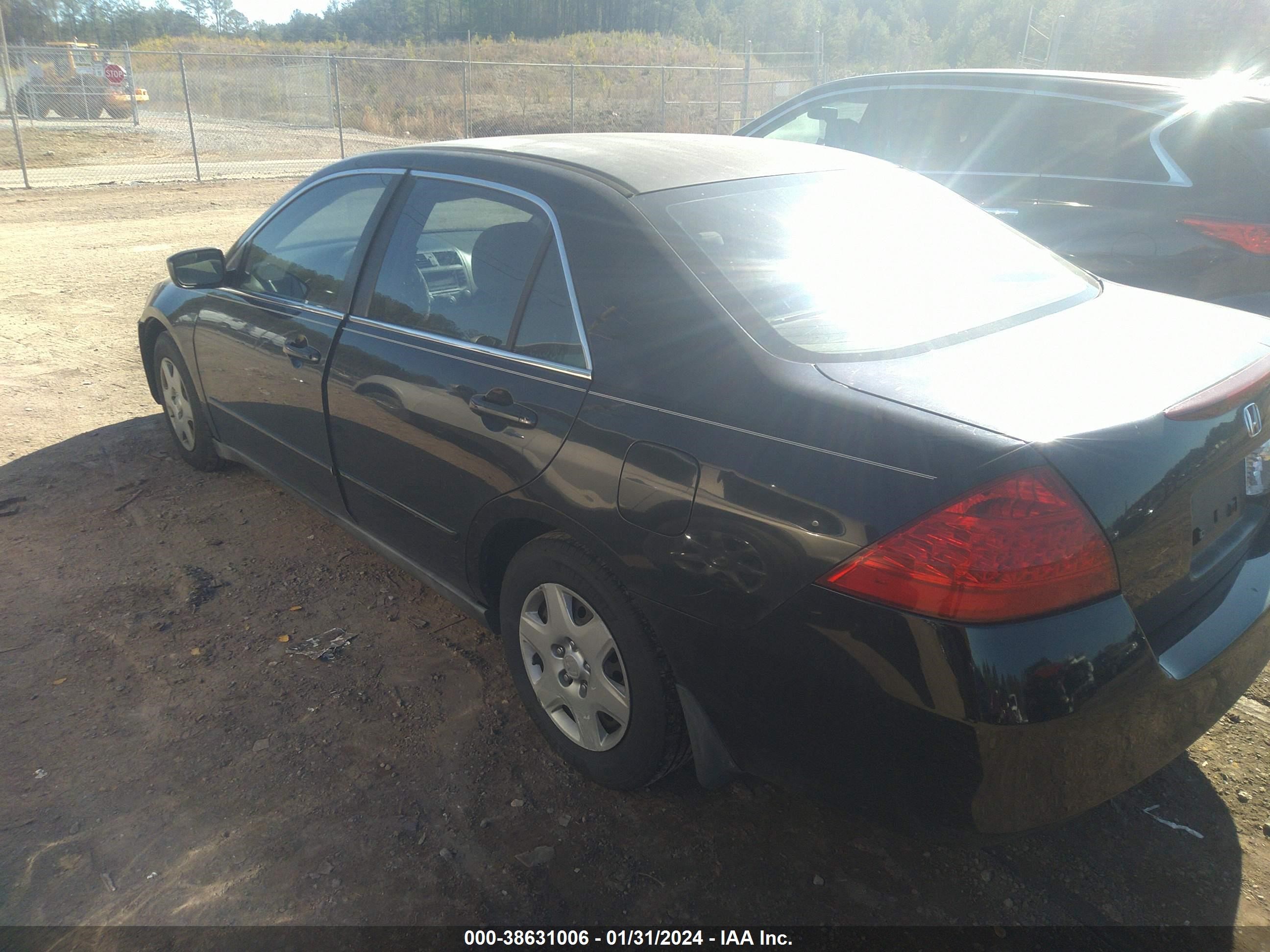 Photo 2 VIN: 3HGCM564X6G710151 - HONDA ACCORD 