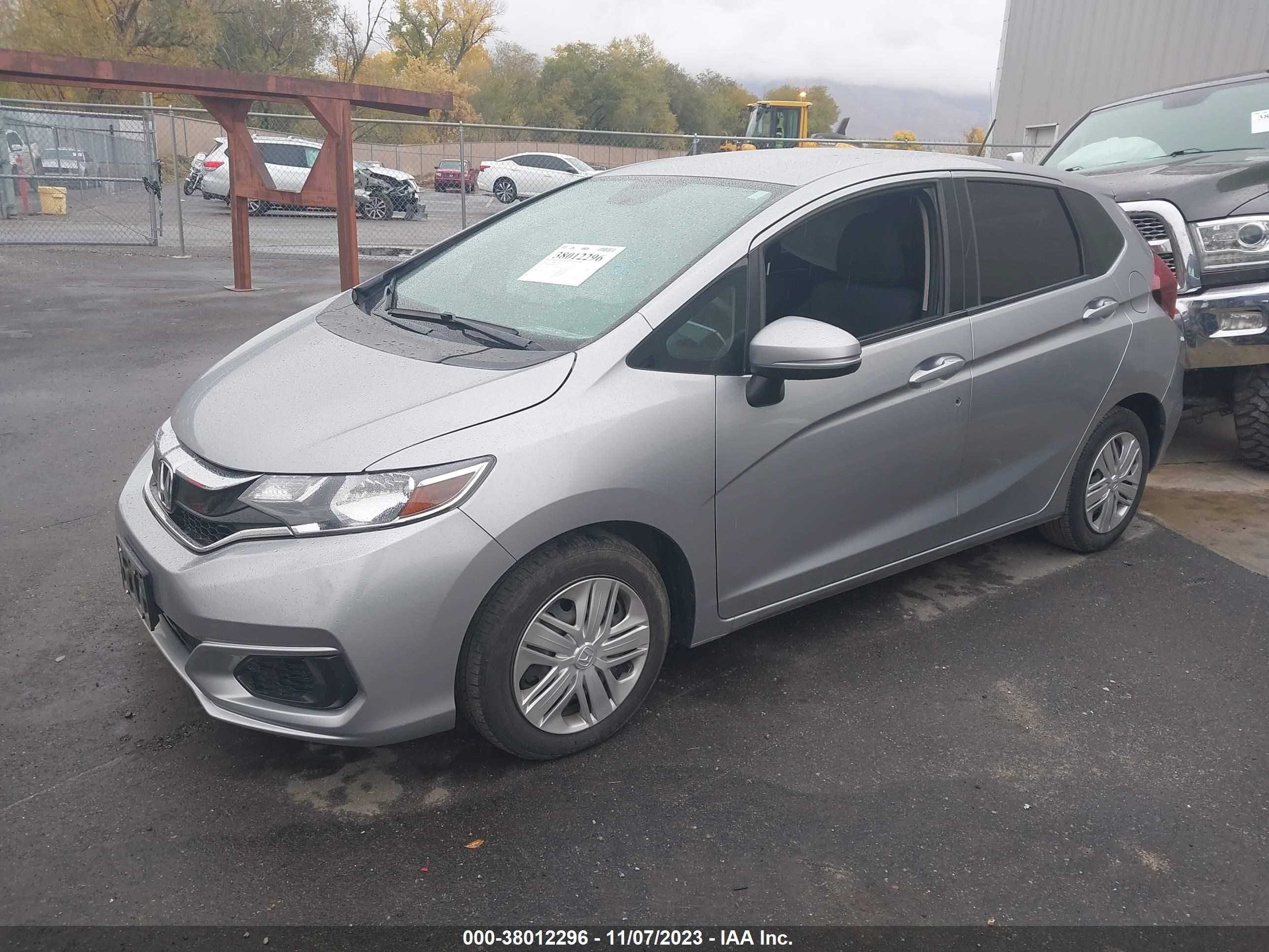 Photo 1 VIN: 3HGGK5G40JM702222 - HONDA FIT 