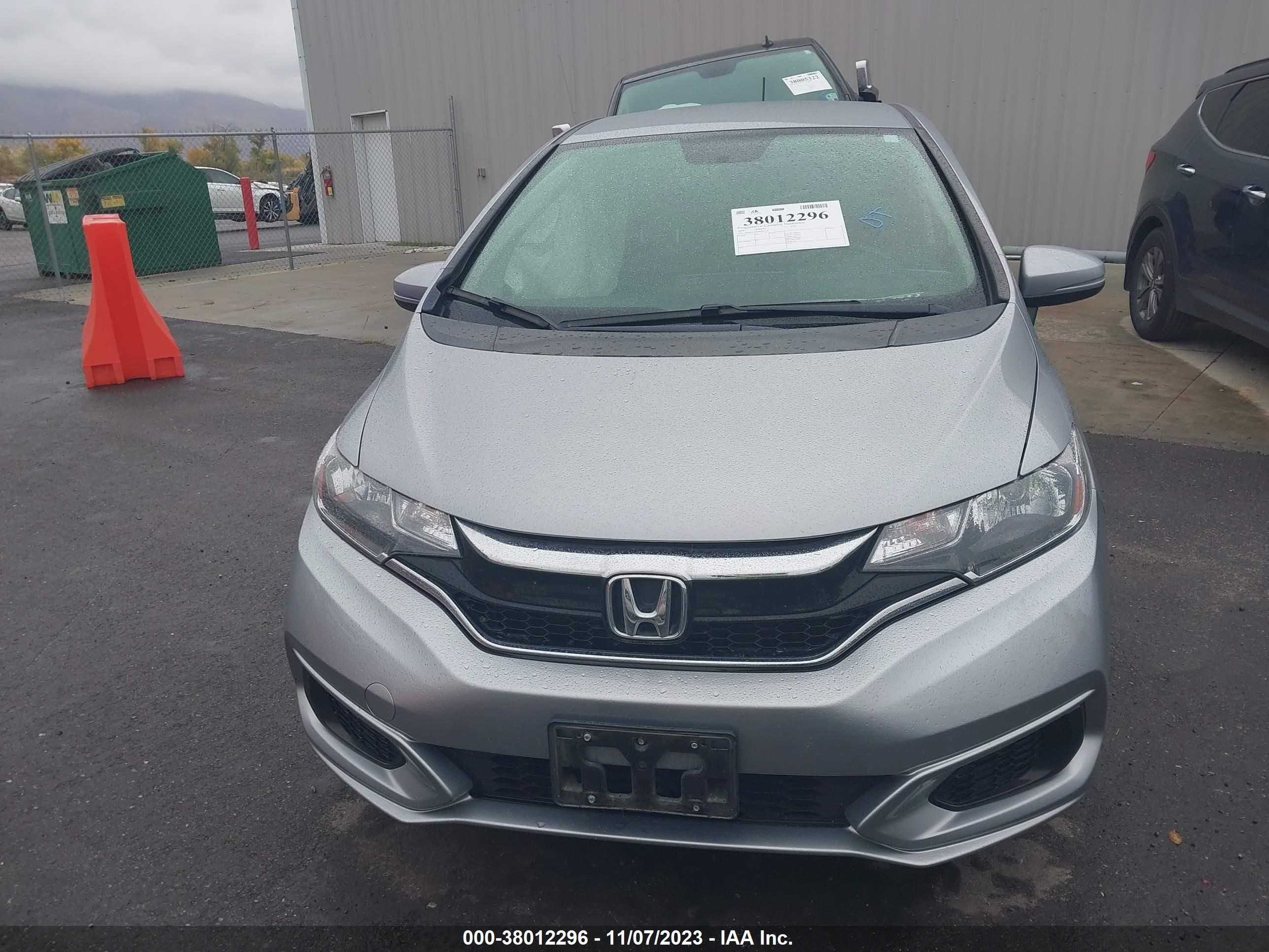 Photo 11 VIN: 3HGGK5G40JM702222 - HONDA FIT 