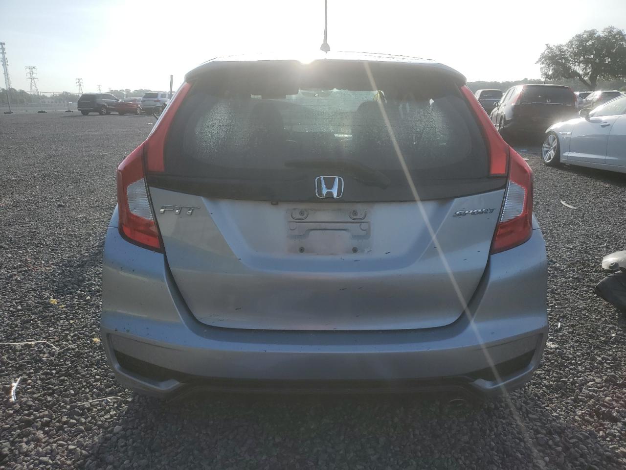 Photo 5 VIN: 3HGGK5G64JM728842 - HONDA FIT 