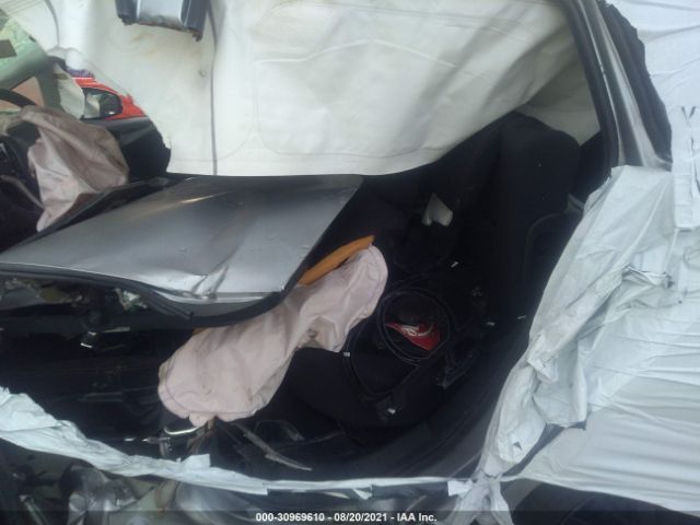 Photo 7 VIN: 3HGGK5G6XJM728831 - HONDA FIT 