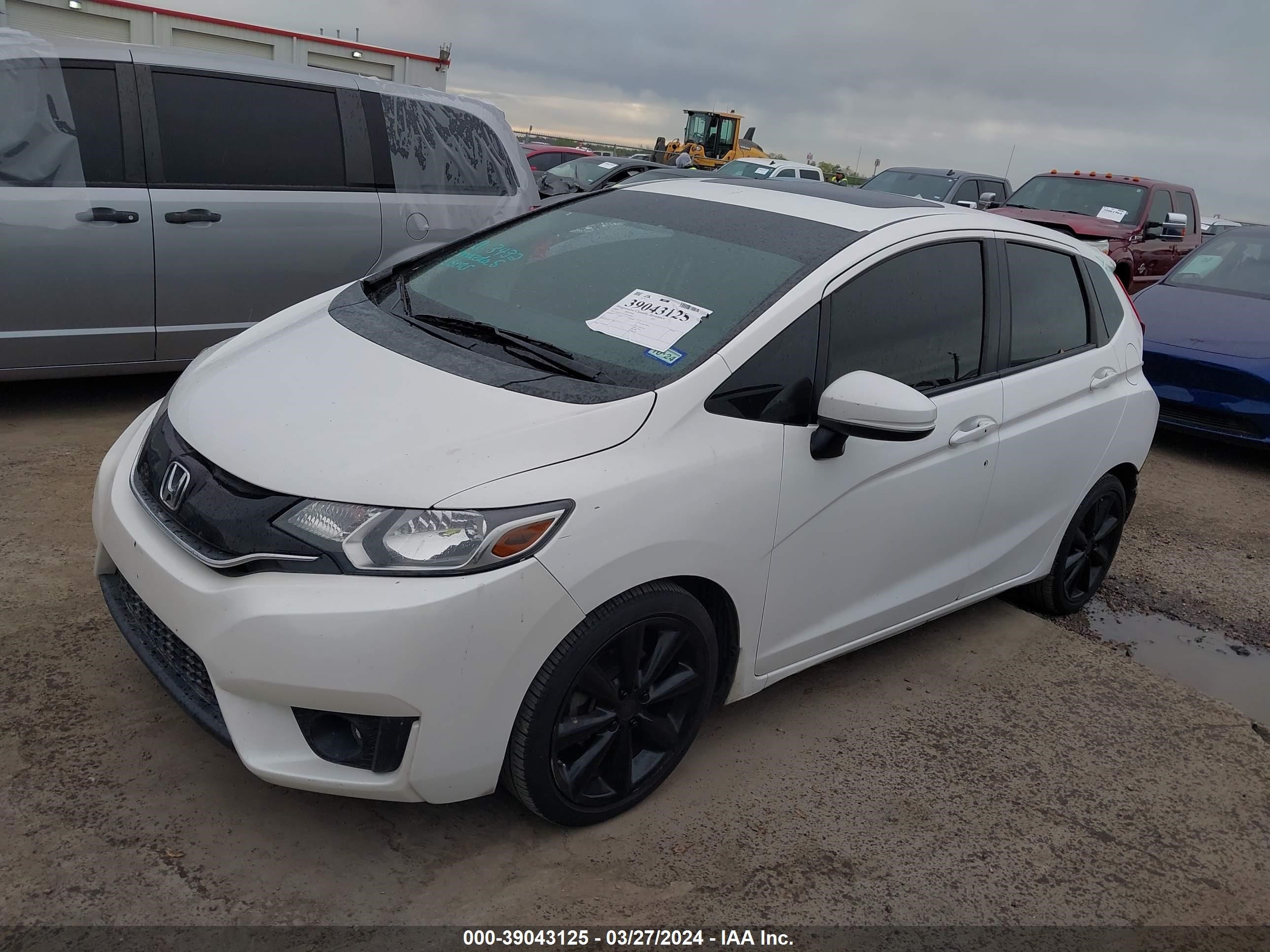 Photo 1 VIN: 3HGGK5G71GM703480 - HONDA FIT 