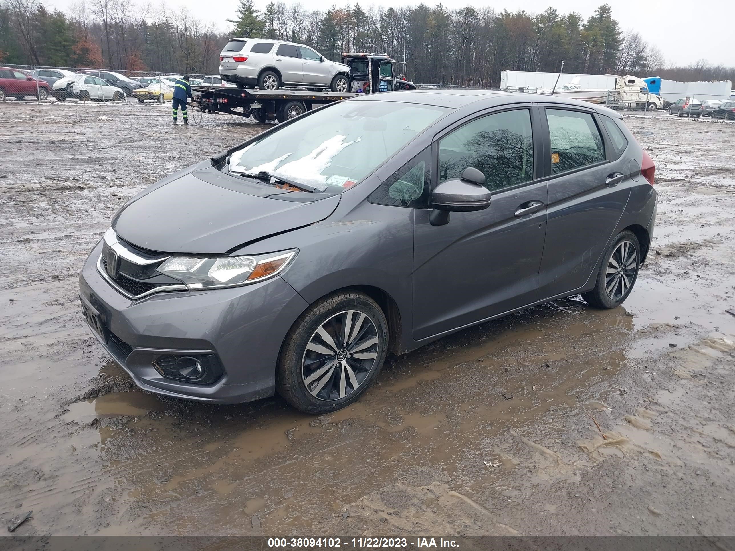 Photo 1 VIN: 3HGGK5G81JM705049 - HONDA FIT 