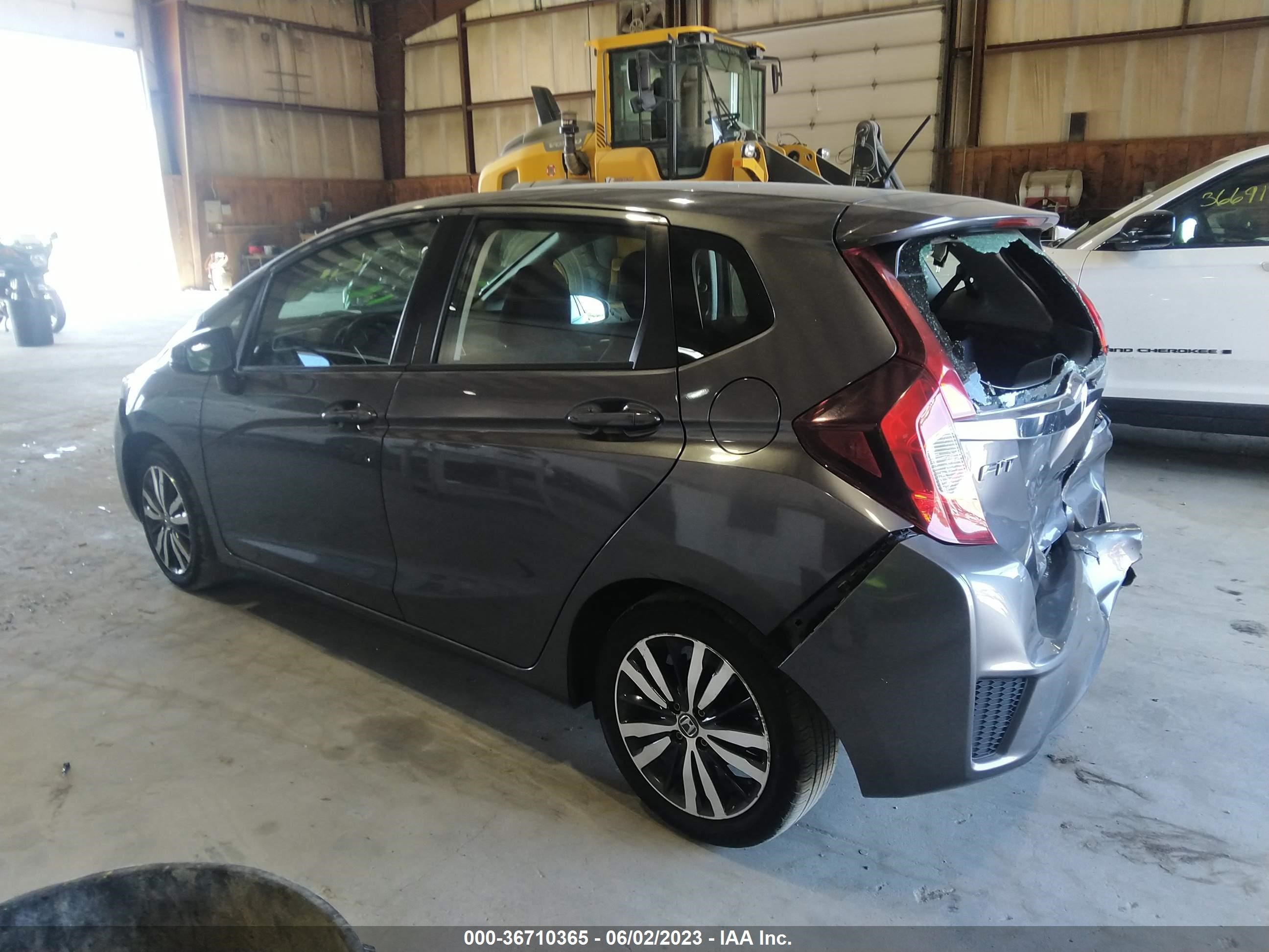 Photo 2 VIN: 3HGGK5G84FM770002 - HONDA FIT 