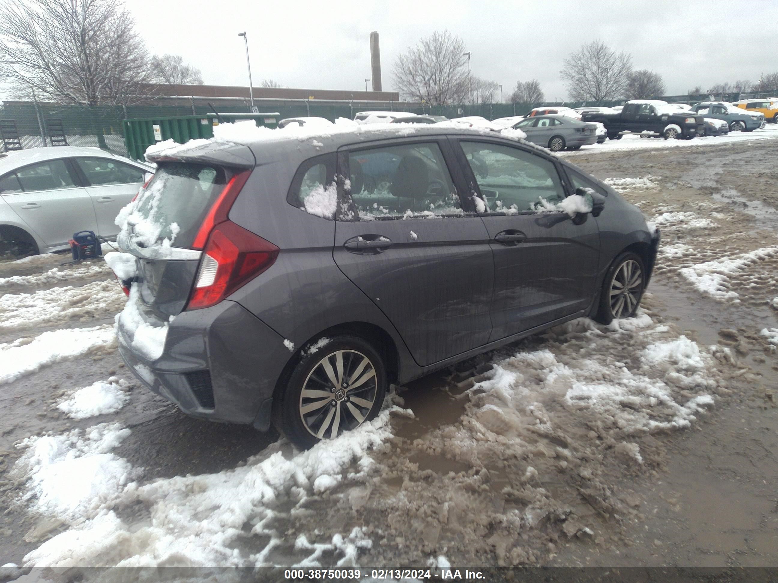 Photo 3 VIN: 3HGGK5G88FM732997 - HONDA FIT 