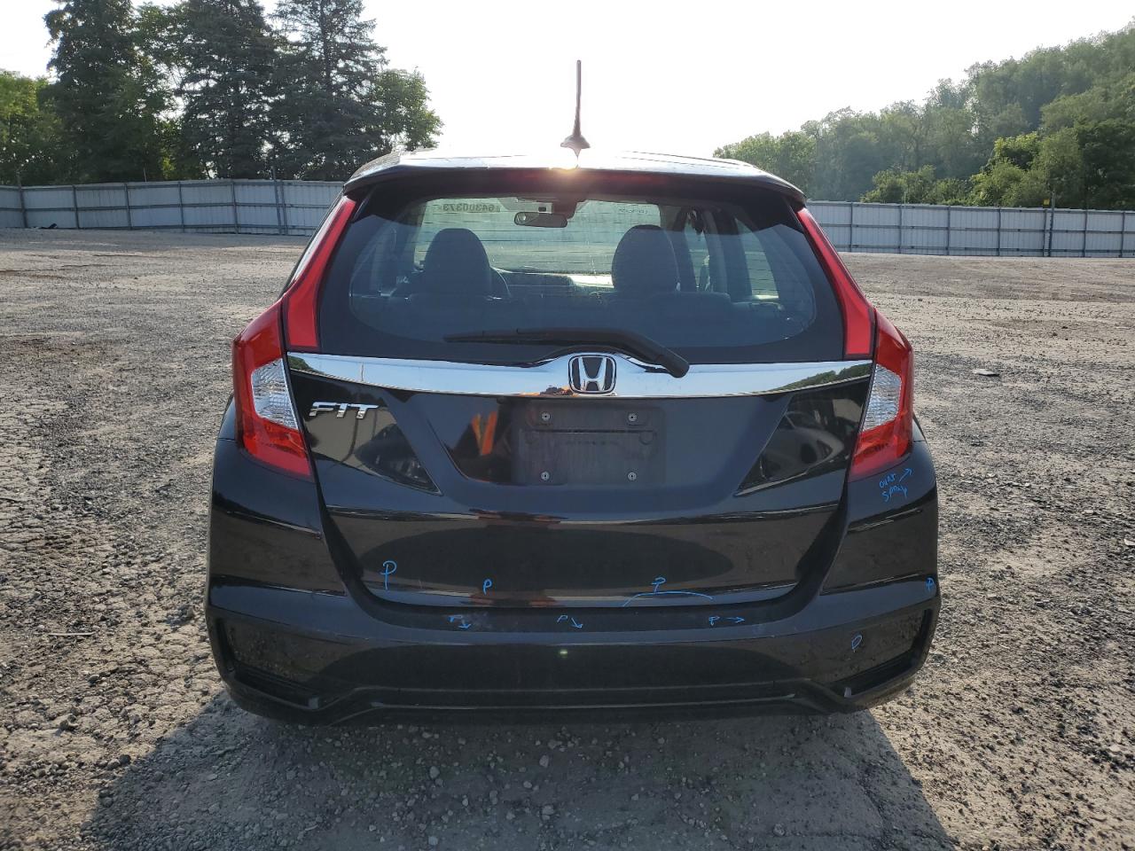 Photo 5 VIN: 3HGGK5H00JM717623 - HONDA FIT 