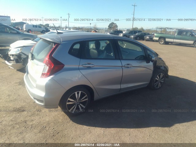 Photo 3 VIN: 3HGGK5H0XJM732307 - HONDA FIT 