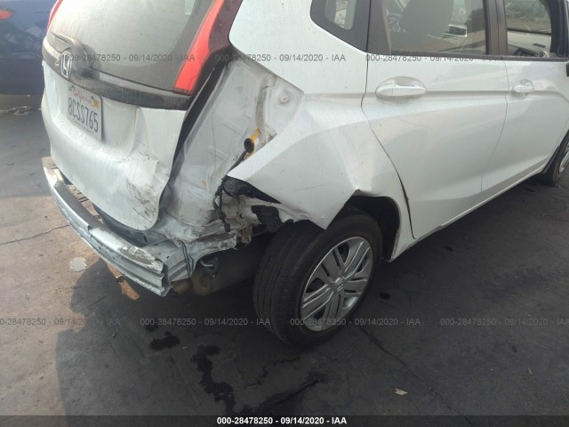 Photo 5 VIN: 3HGGK5H43JM718459 - HONDA FIT 