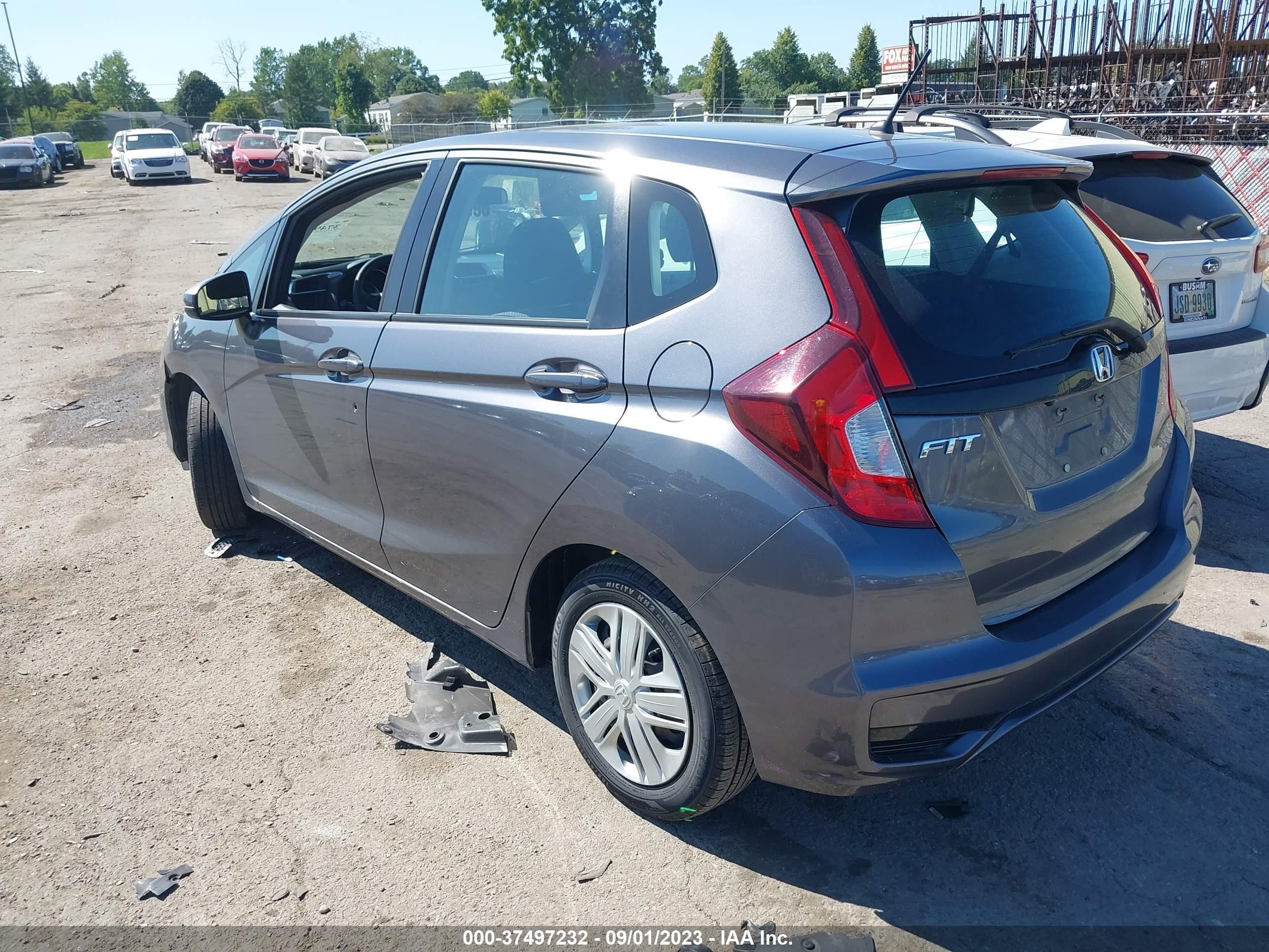 Photo 2 VIN: 3HGGK5H43KM721752 - HONDA FIT 