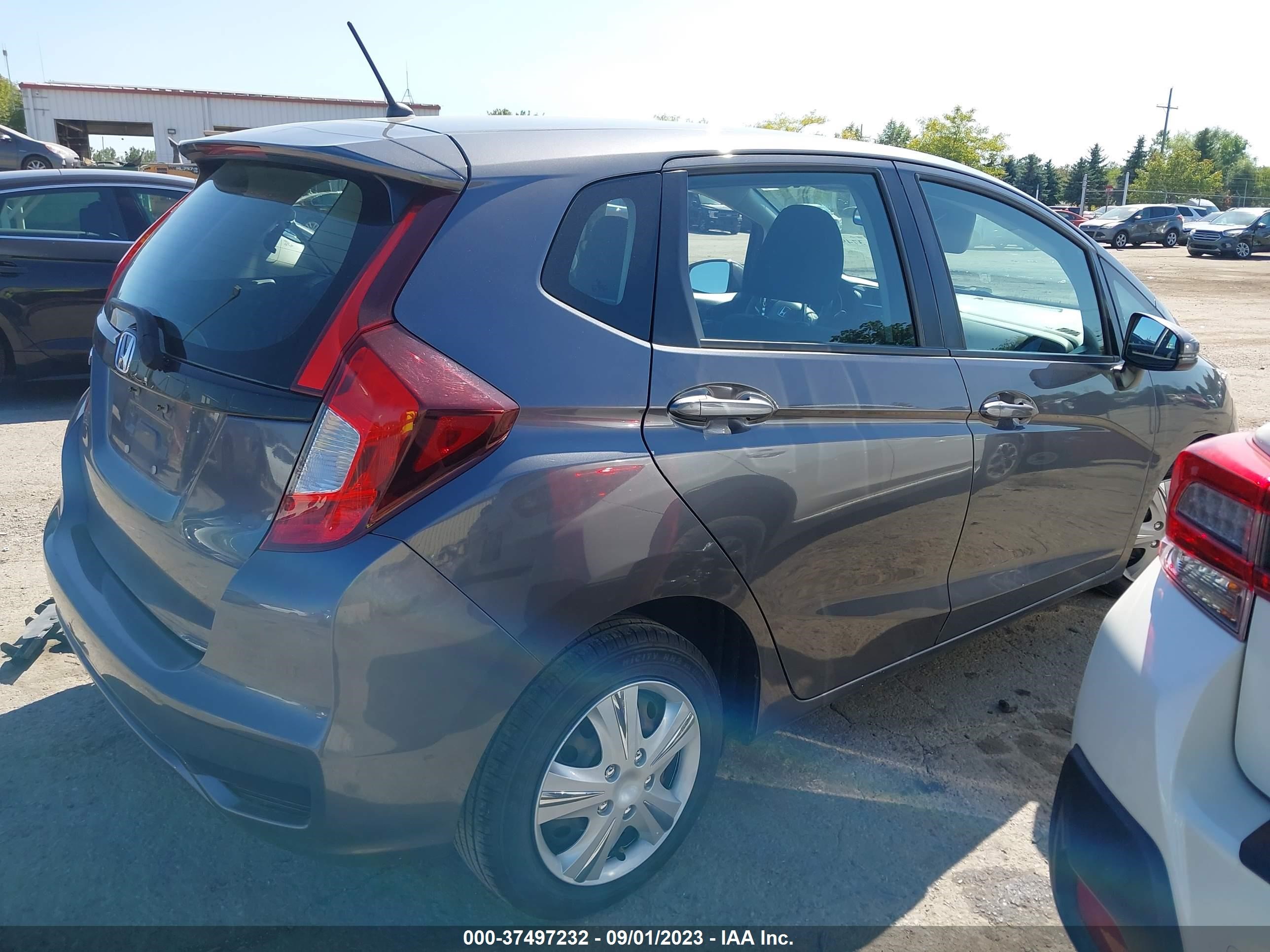 Photo 3 VIN: 3HGGK5H43KM721752 - HONDA FIT 