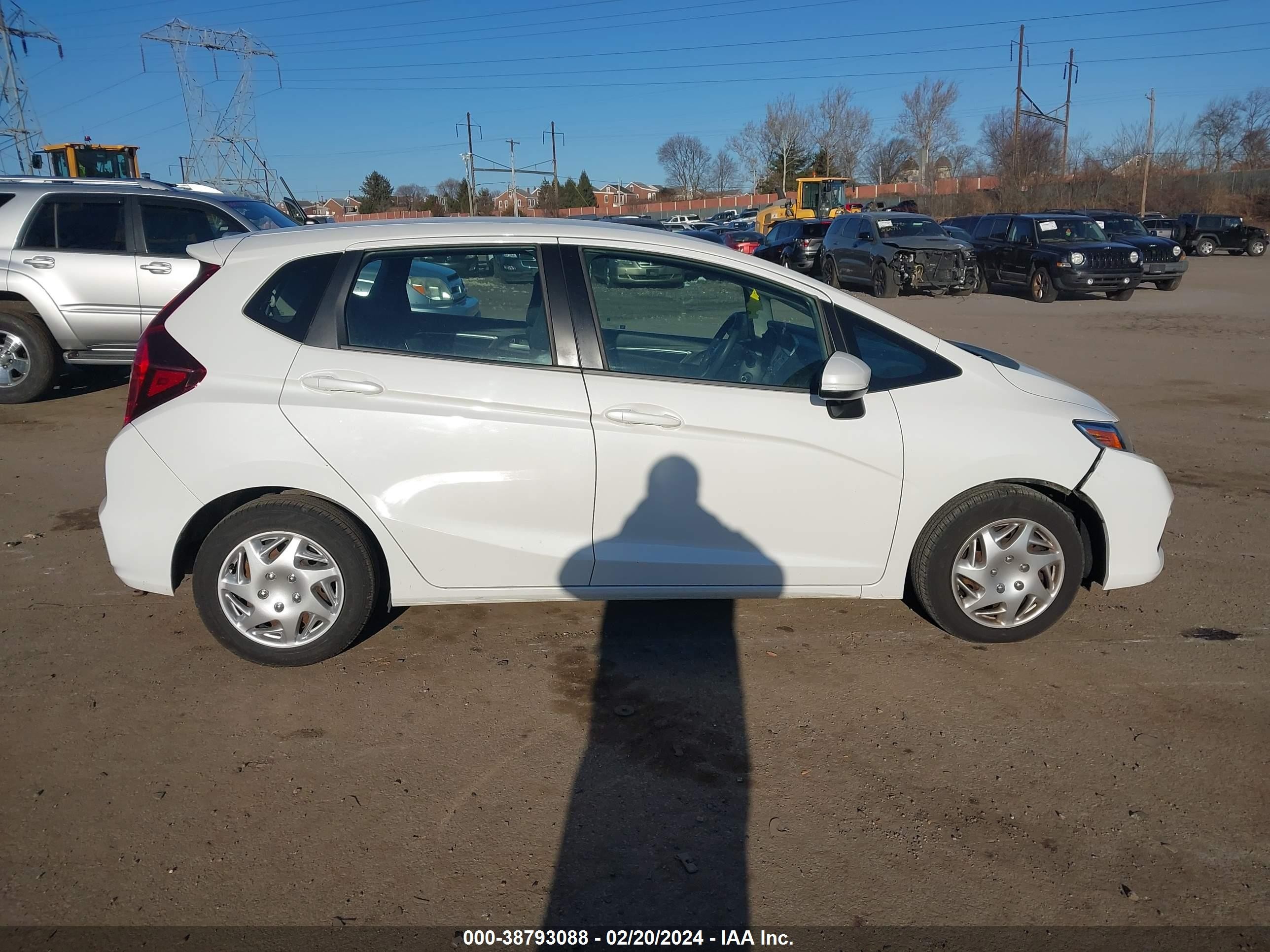 Photo 12 VIN: 3HGGK5H48JM726704 - HONDA FIT 