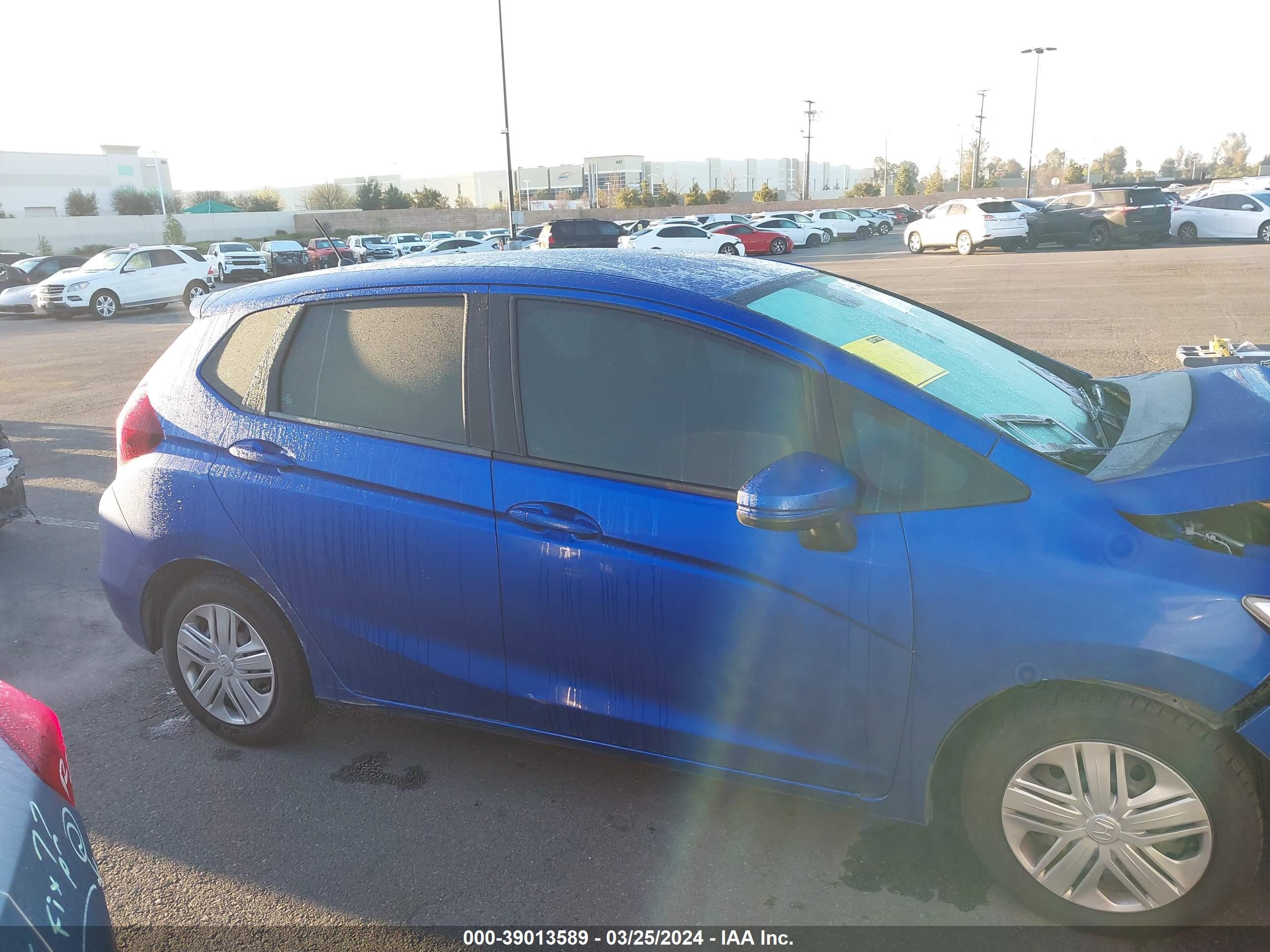 Photo 12 VIN: 3HGGK5H48JM734155 - HONDA FIT 