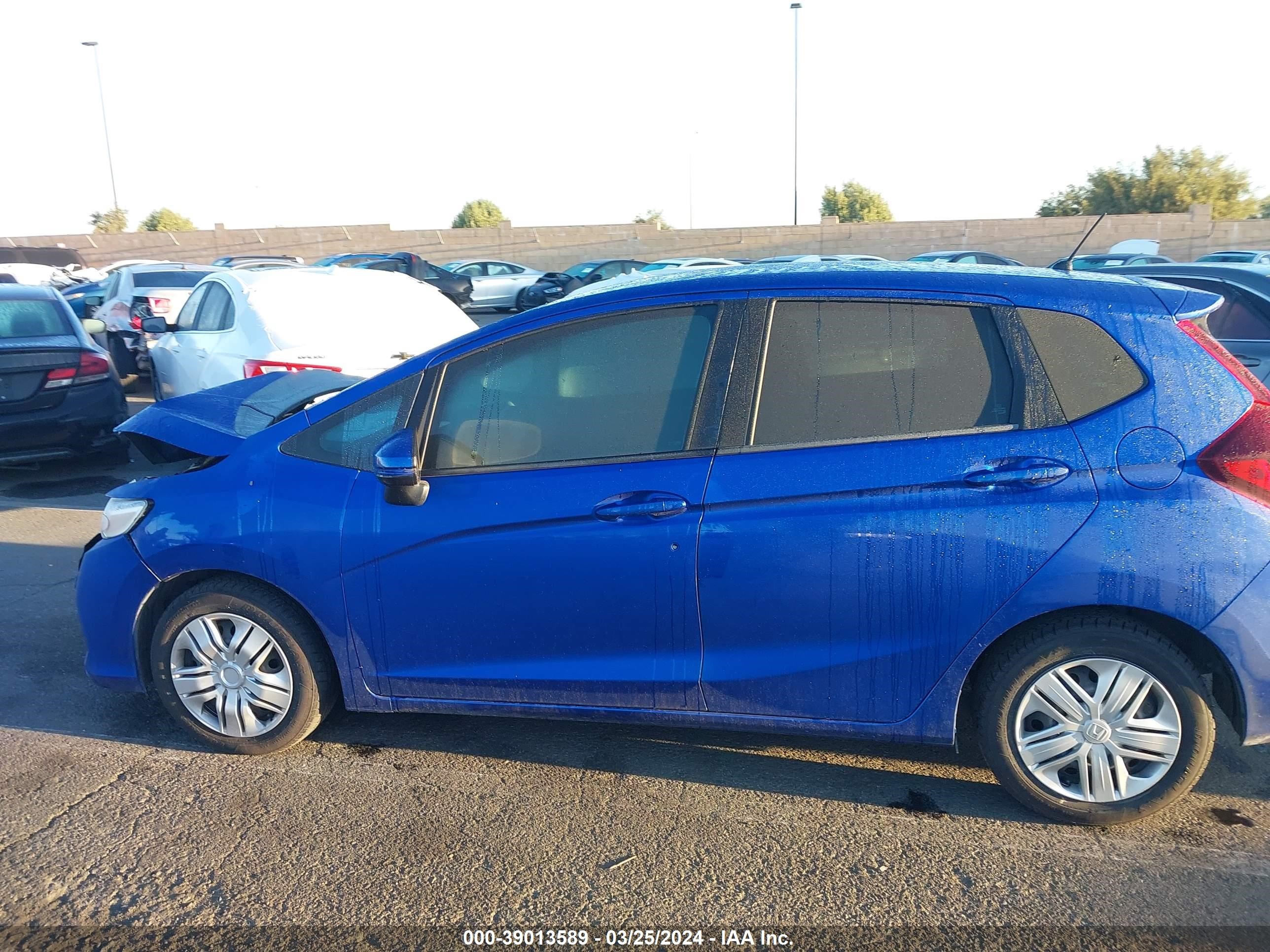 Photo 13 VIN: 3HGGK5H48JM734155 - HONDA FIT 