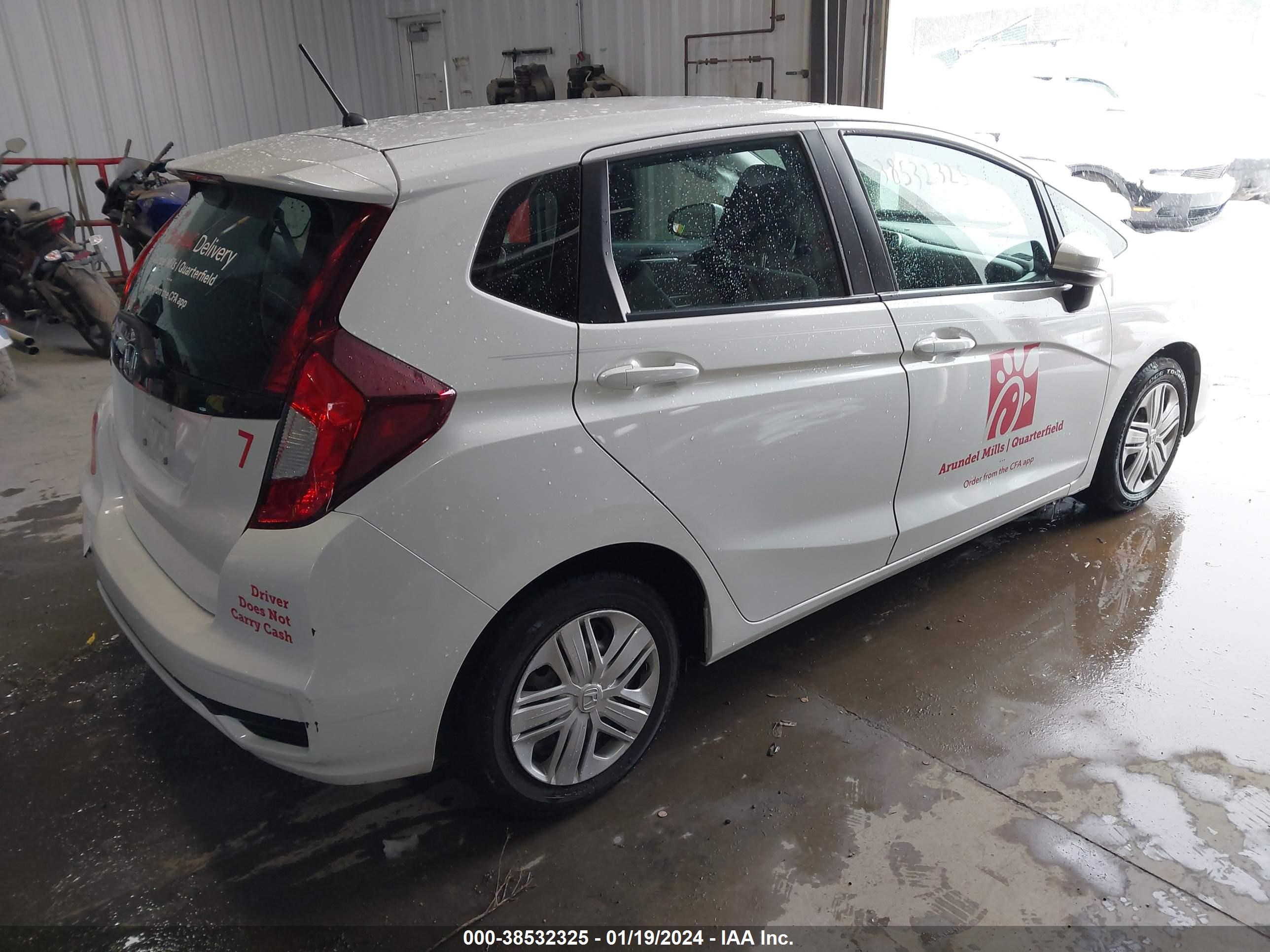 Photo 3 VIN: 3HGGK5H48LM701479 - HONDA FIT 