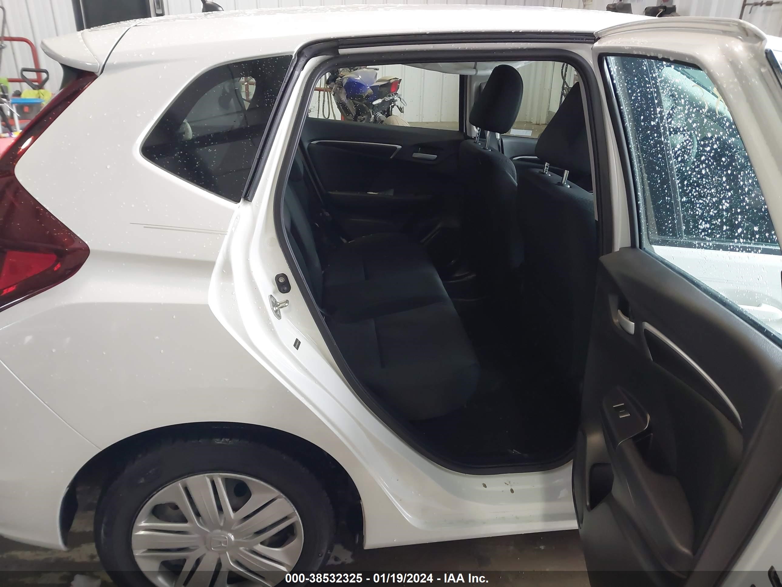 Photo 7 VIN: 3HGGK5H48LM701479 - HONDA FIT 