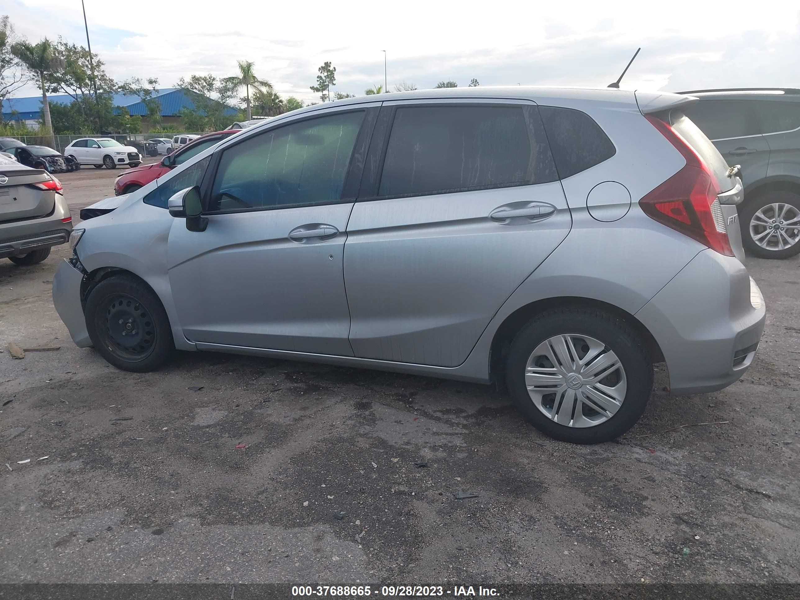 Photo 13 VIN: 3HGGK5H49KM730309 - HONDA FIT 