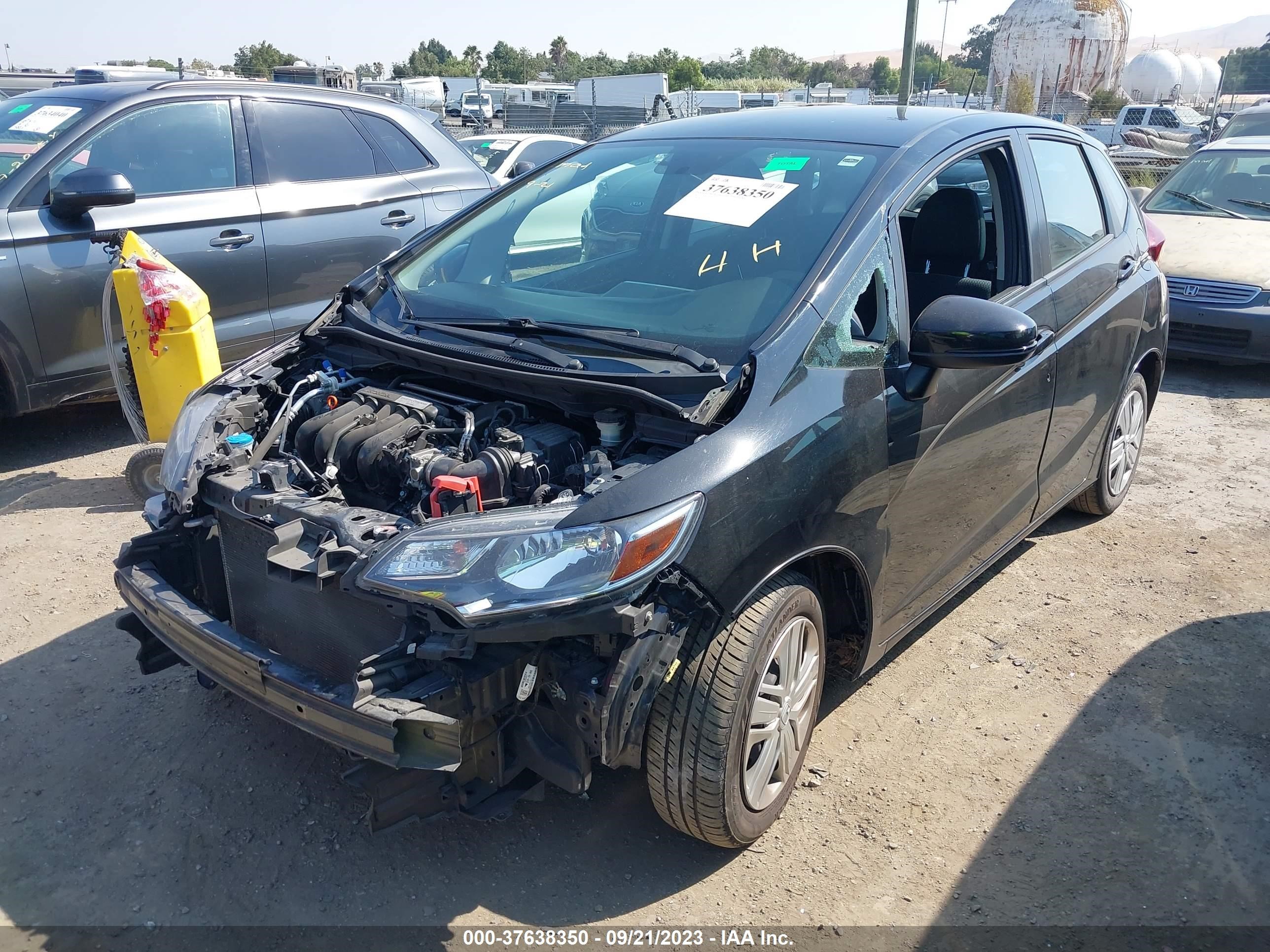 Photo 1 VIN: 3HGGK5H4XJM728339 - HONDA FIT 