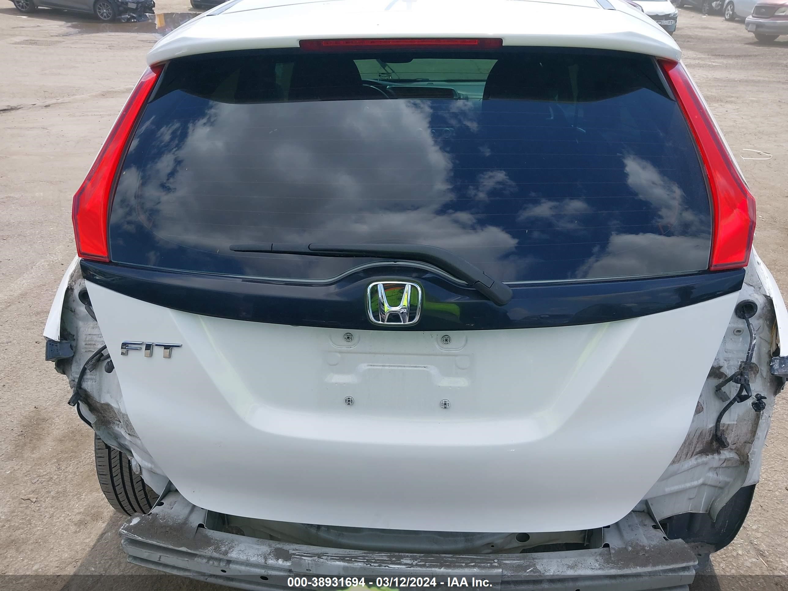 Photo 16 VIN: 3HGGK5H50FM784533 - HONDA FIT 