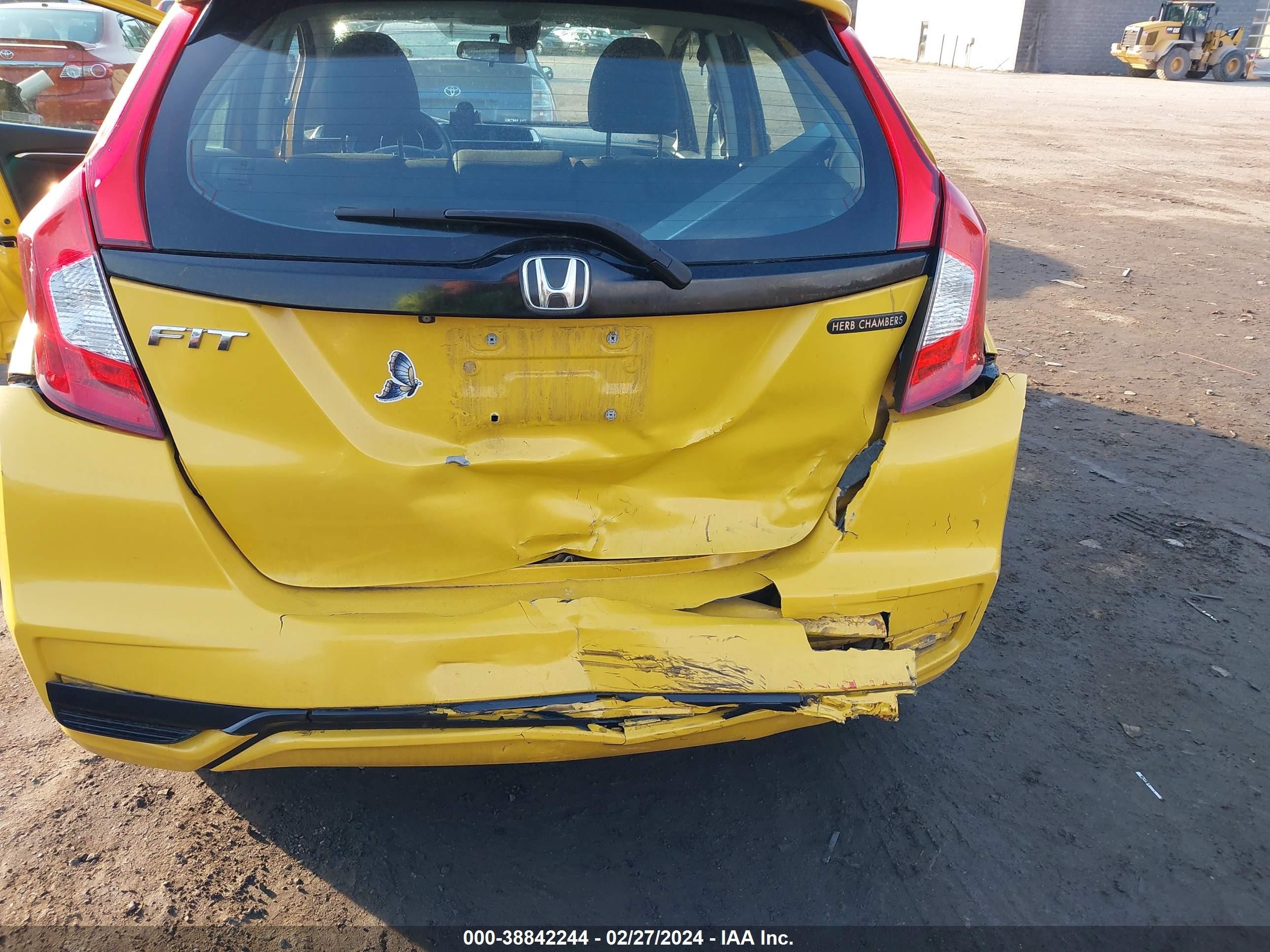 Photo 11 VIN: 3HGGK5H52JM704786 - HONDA FIT 