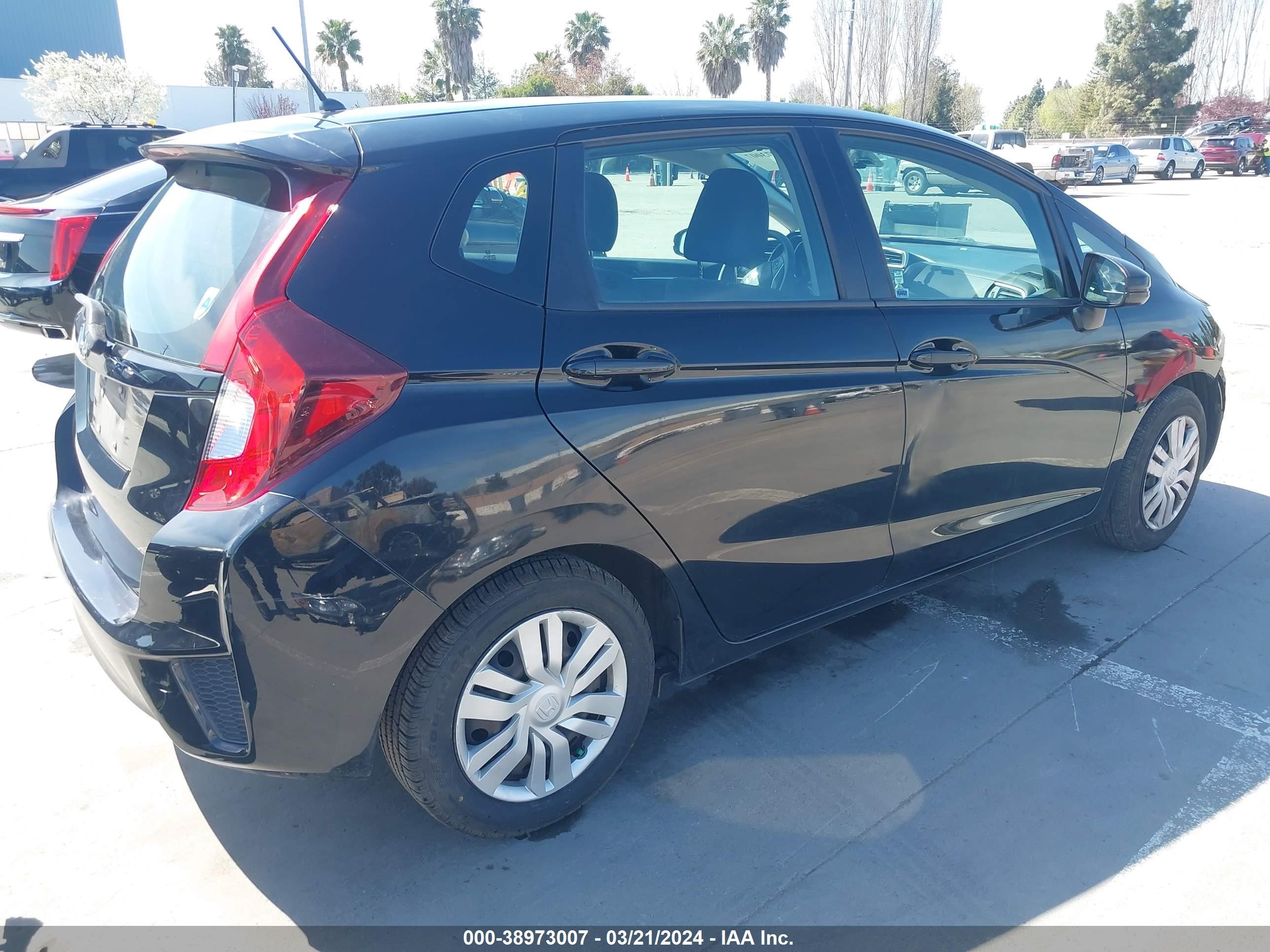 Photo 3 VIN: 3HGGK5H55FM715384 - HONDA FIT 