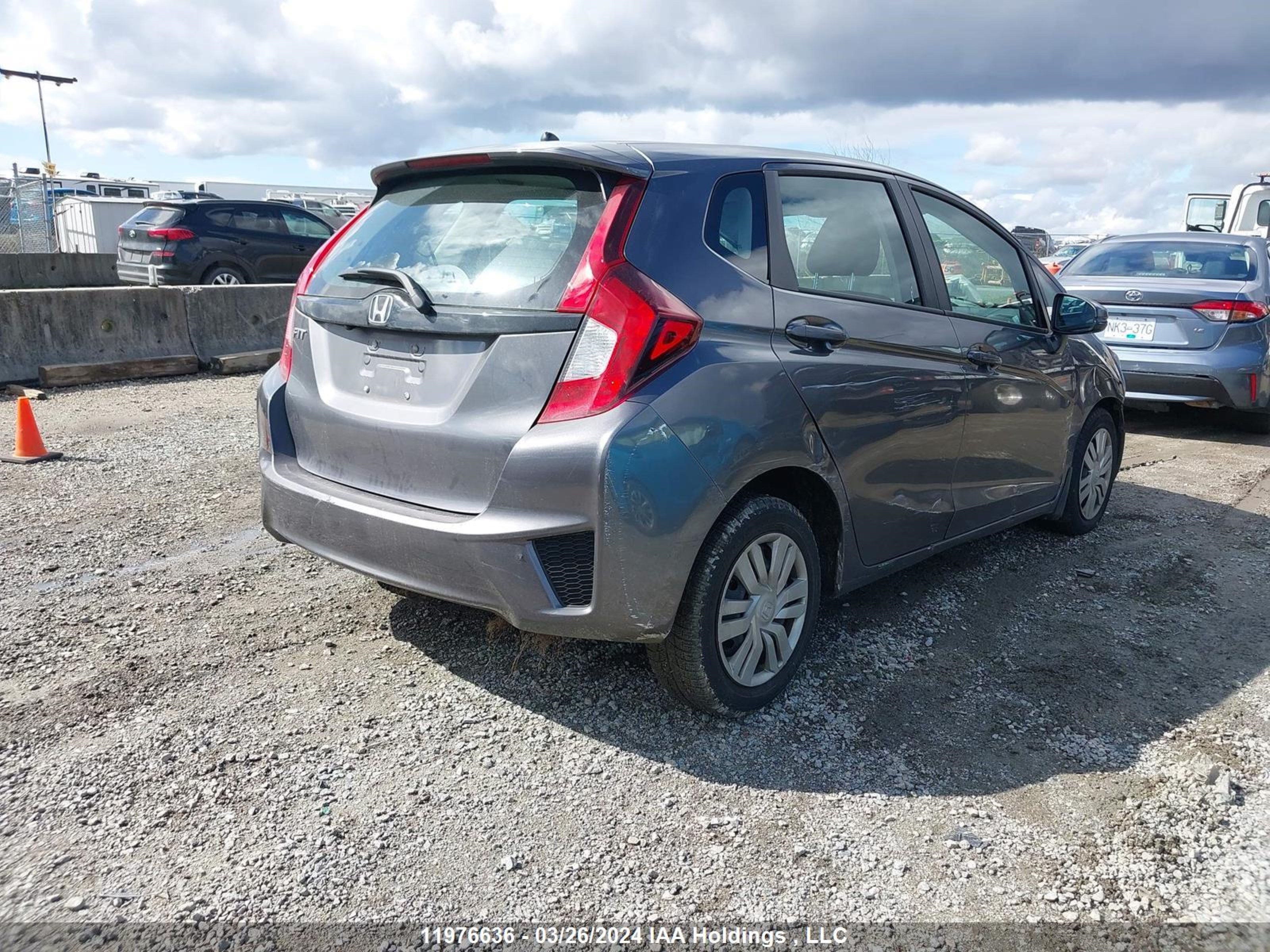 Photo 3 VIN: 3HGGK5H57HM100242 - HONDA FIT 