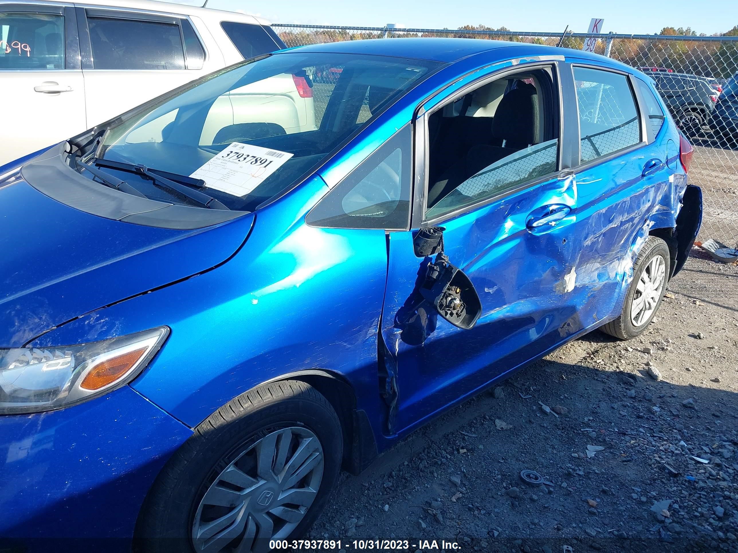 Photo 5 VIN: 3HGGK5H59FM748484 - HONDA FIT 